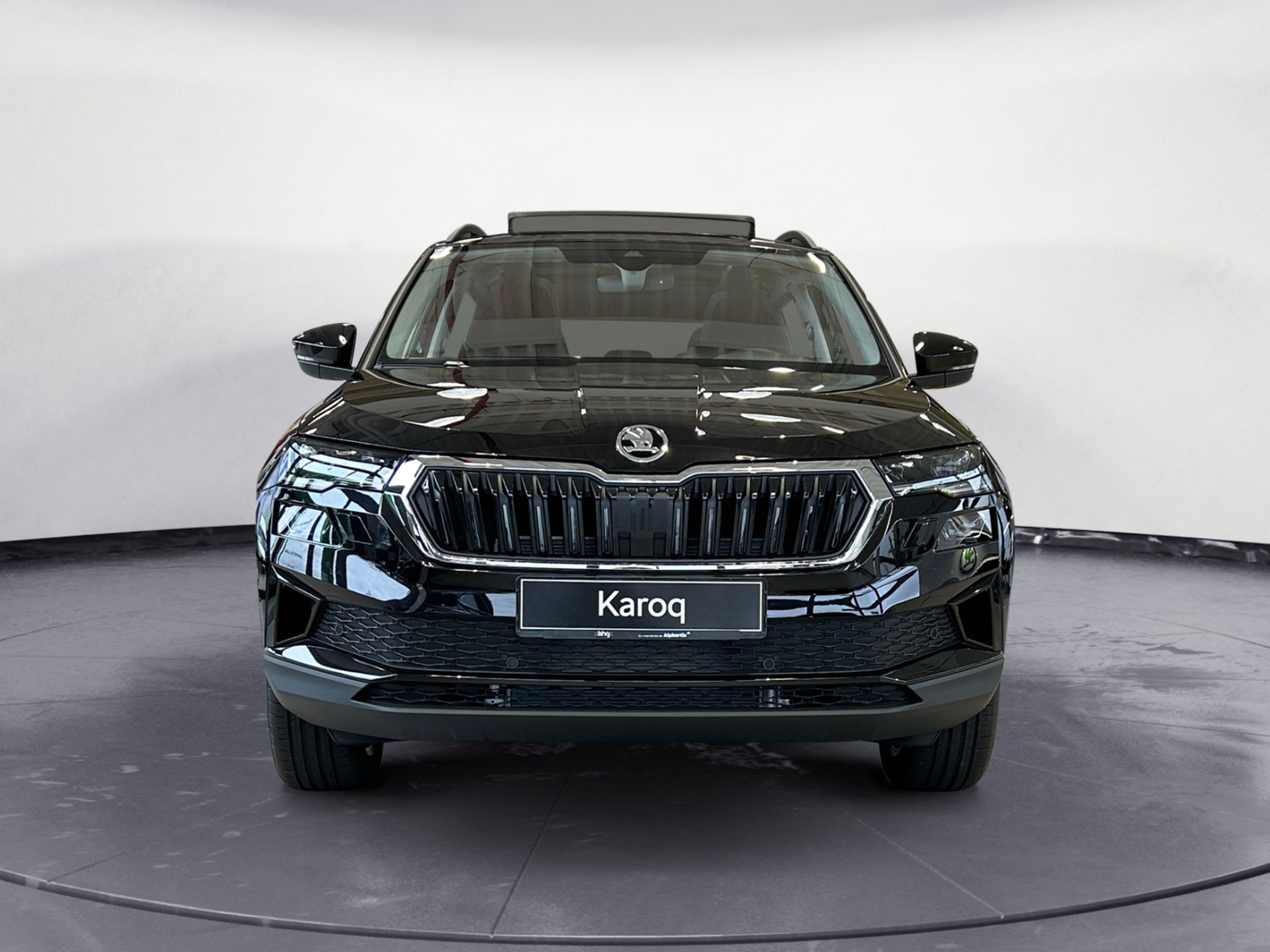 Skoda - Karoq Tour 2,0 TDI 6-Gang Pano Navi