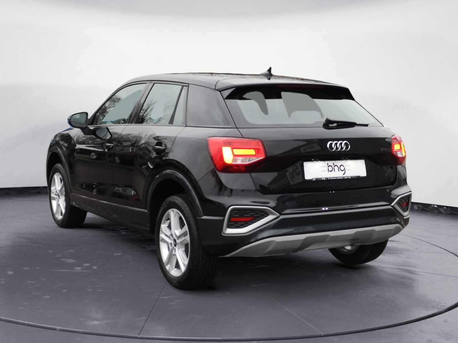 Audi - Q2