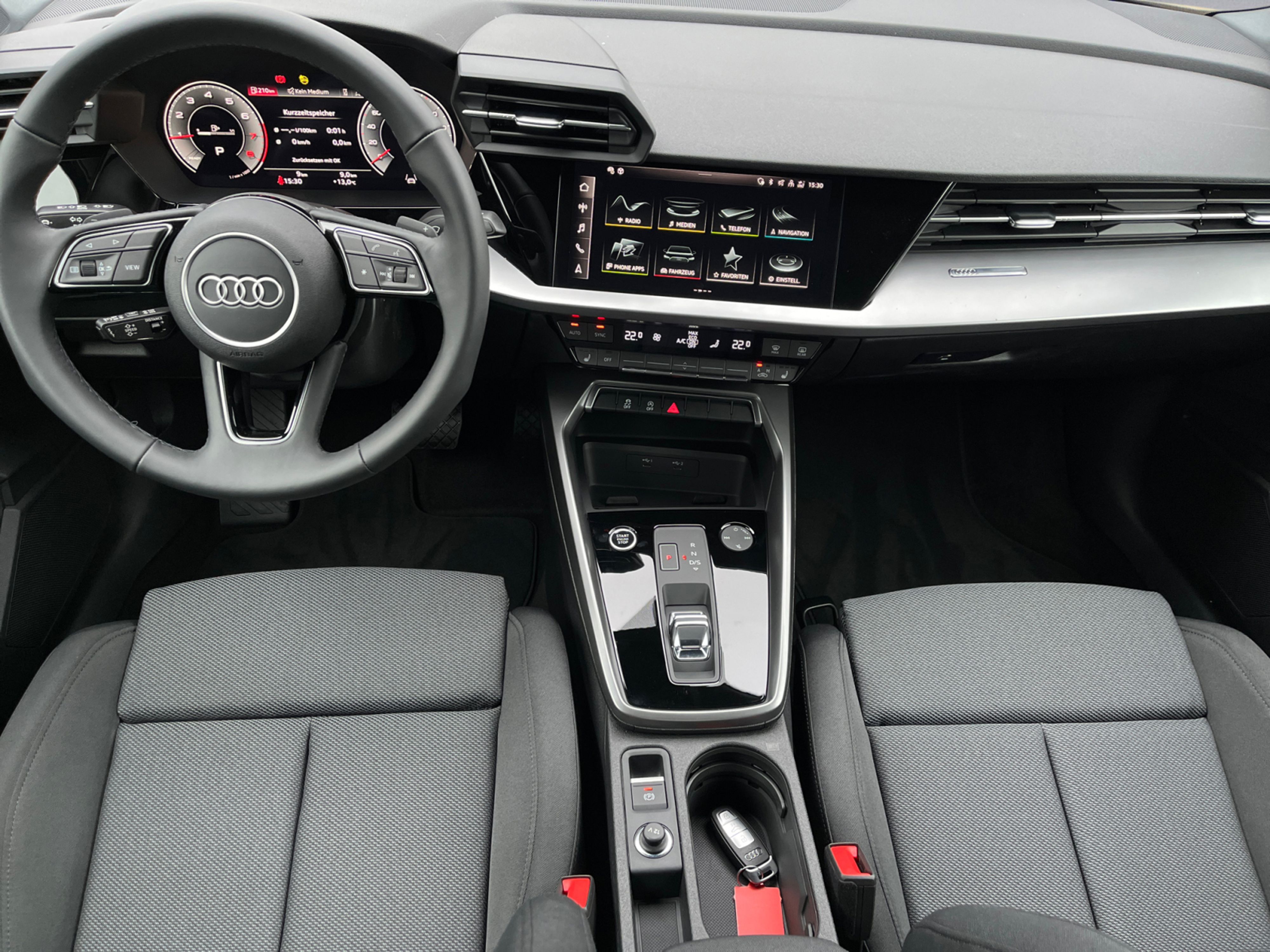 Audi - A3 Sportback advanced 35 TFSI  110(150) kW(PS) S tronic , 