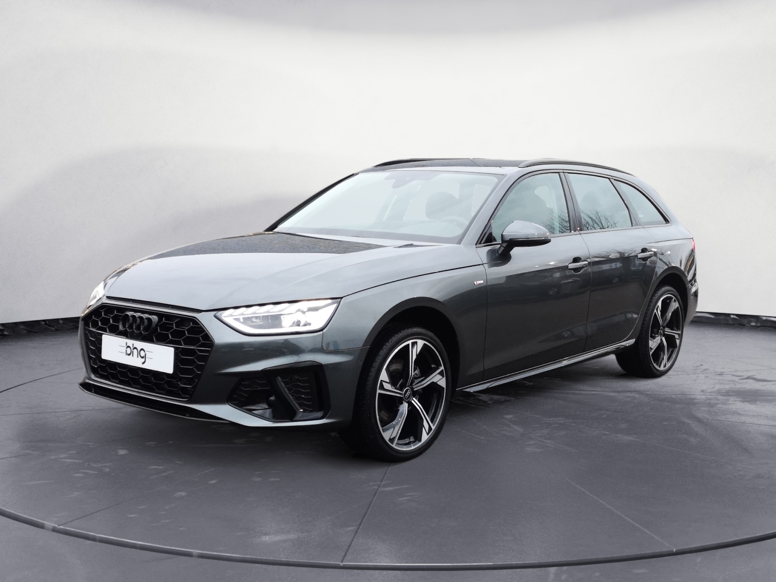 Audi - A4 Avant S line 35 TFSI S tronic