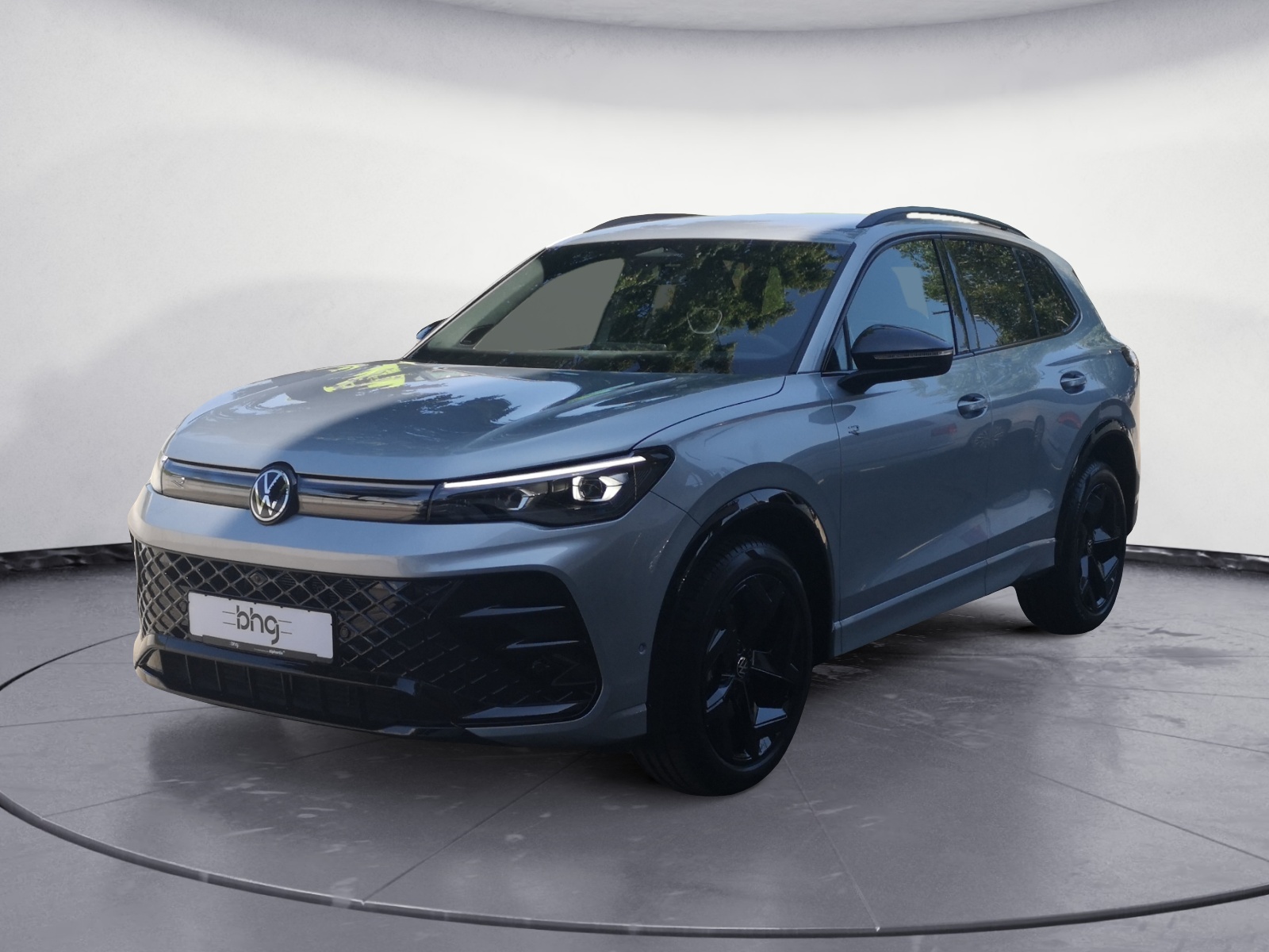 Volkswagen - Tiguan R-Line 2,0 l TDI SCR 4MOTION  7-Gang-Doppelkupplungsgetrie be DSG