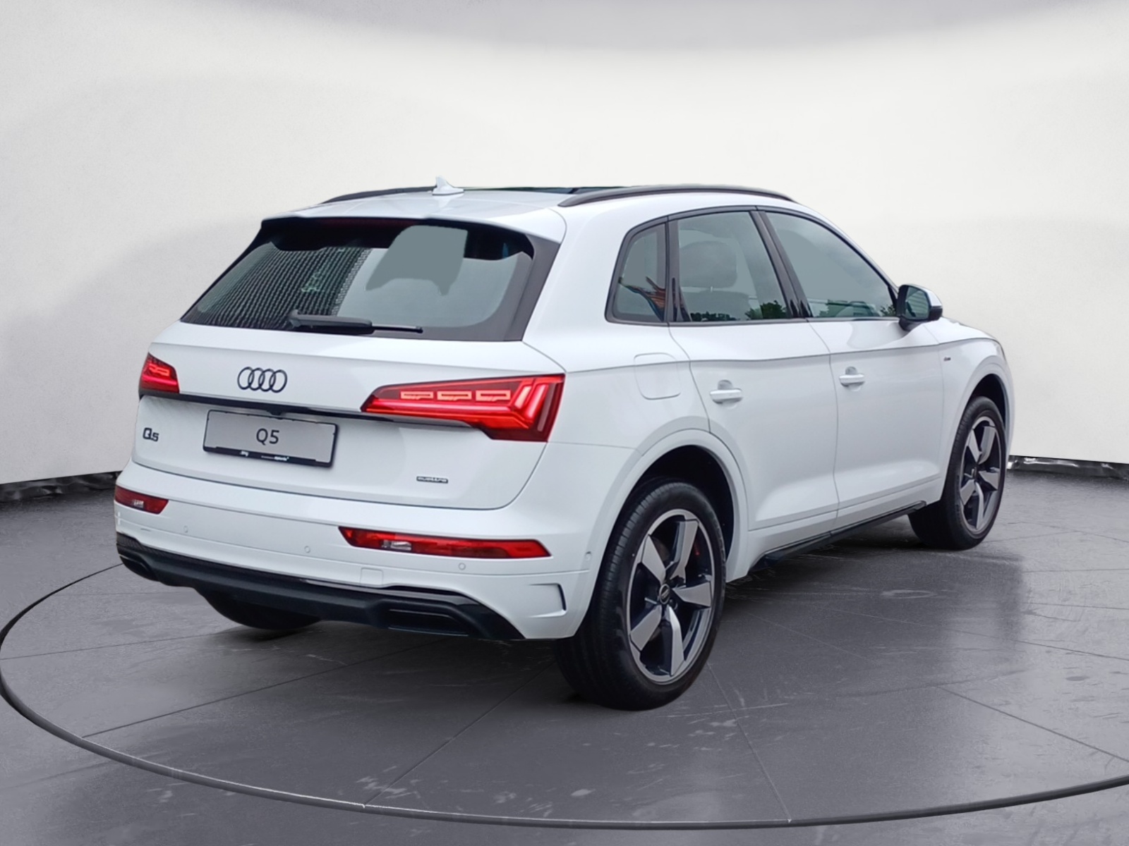 Audi - Q5  S line 40 TDI quattro 150(204) kW(PS) S tronic , 