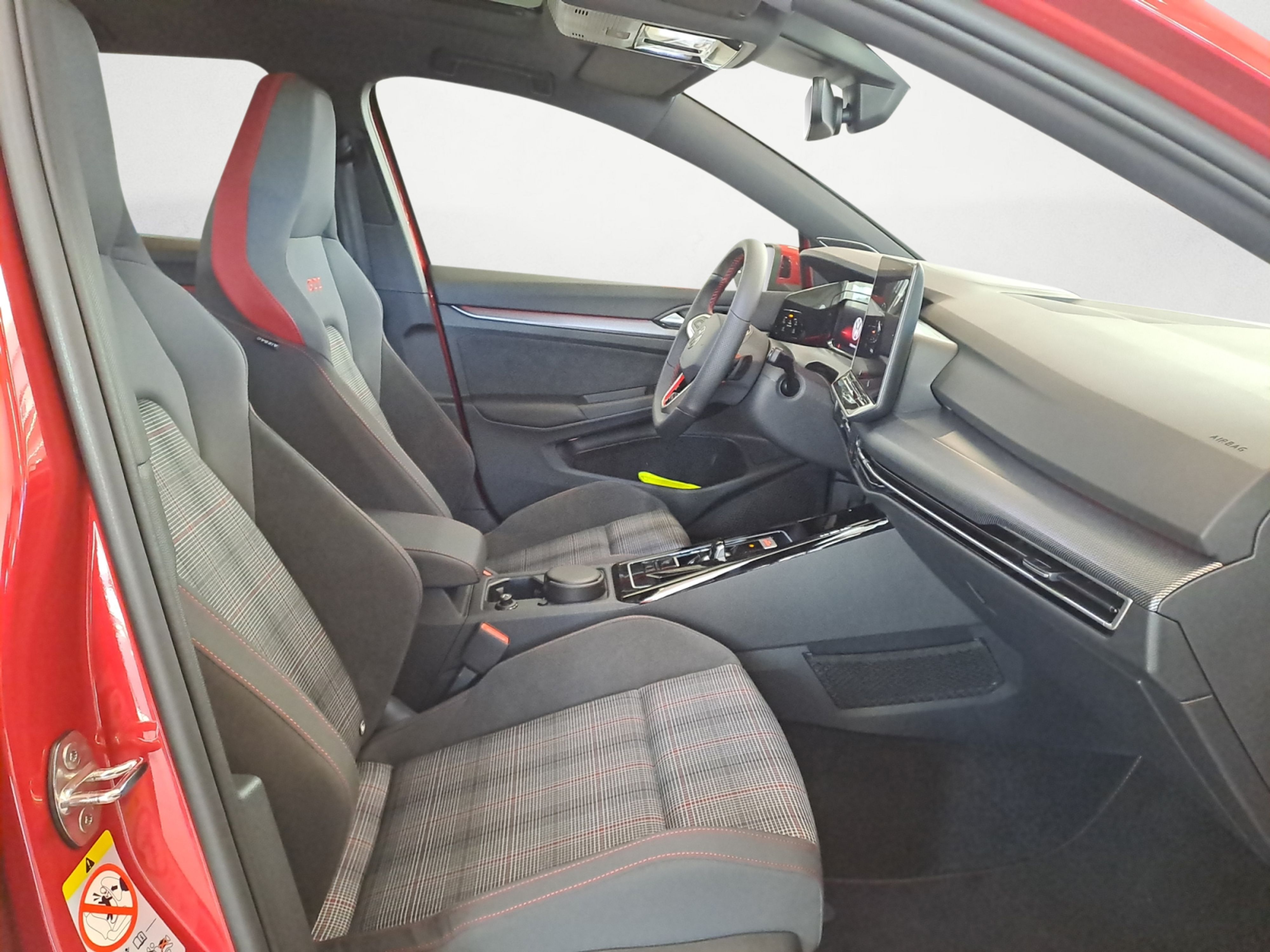 Volkswagen - Golf GTI 2,0l TSI OPF  7- Gang-Doppelkupplungsgetriebe DSG
