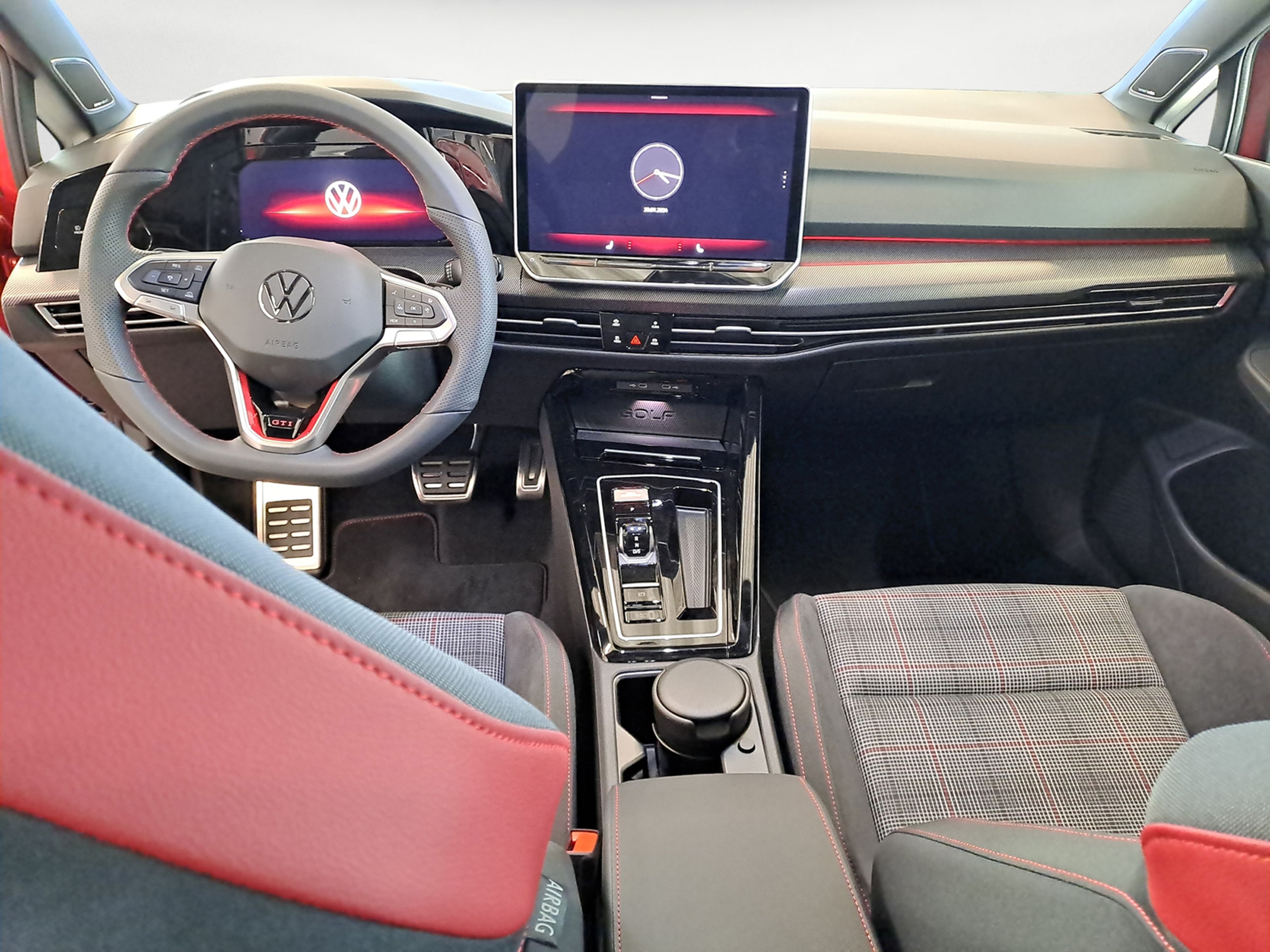 Volkswagen - Golf GTI 2,0l TSI OPF  7- Gang-Doppelkupplungsgetriebe DSG