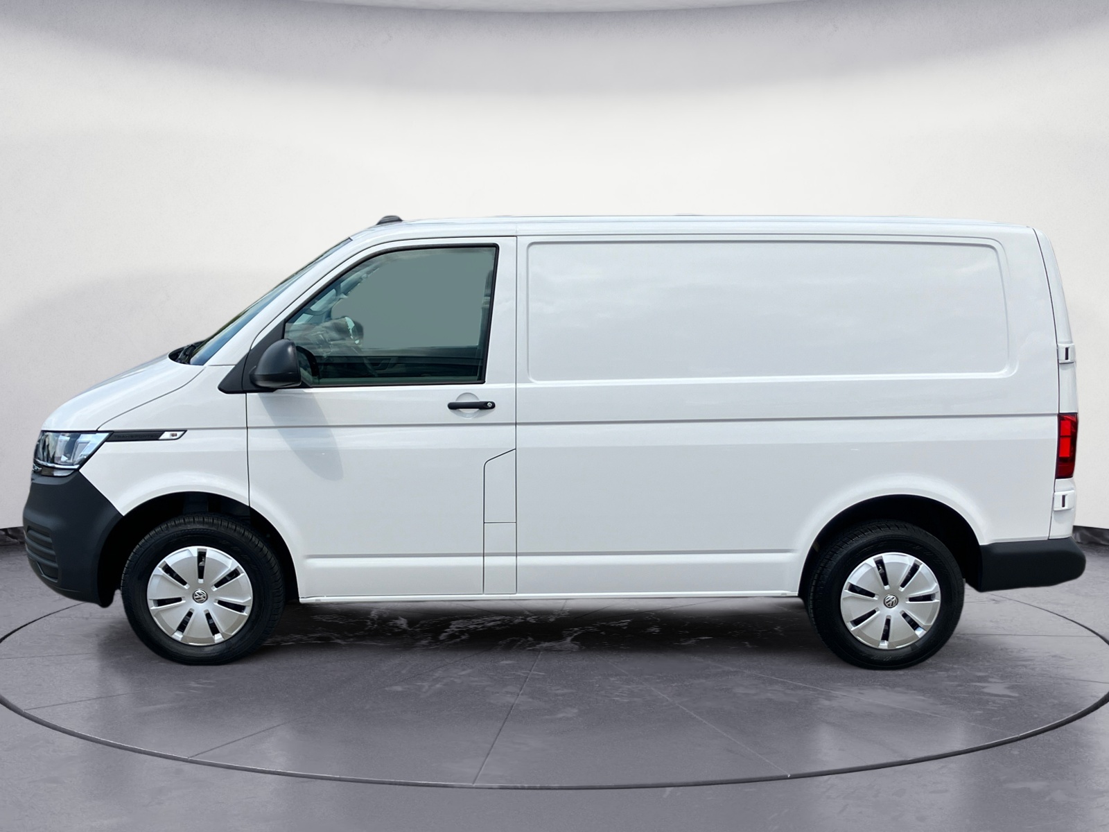 Volkswagen - Transporter 6.1 Kasten Motor: 2,0 l TDI SCR    Getriebe: 5-Gang-Schaltgetriebe Radstand: 3000 mm , 