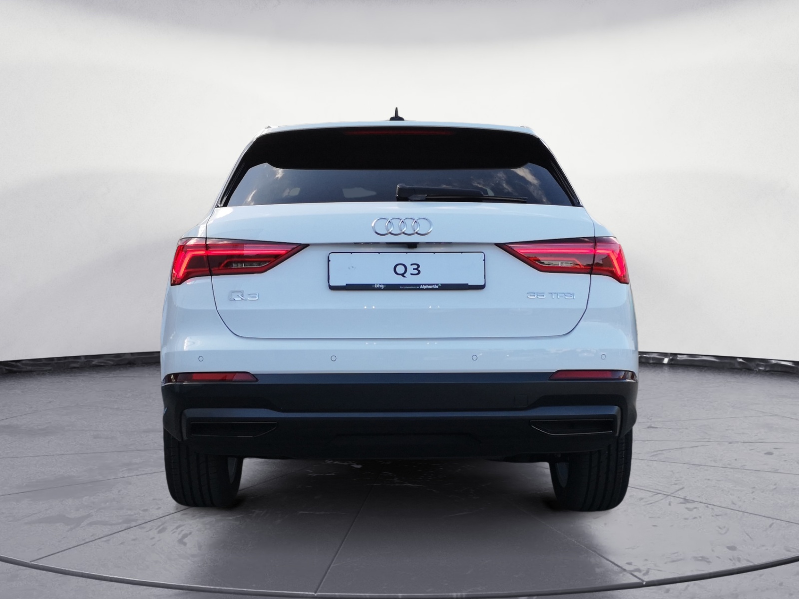 Audi - Q3