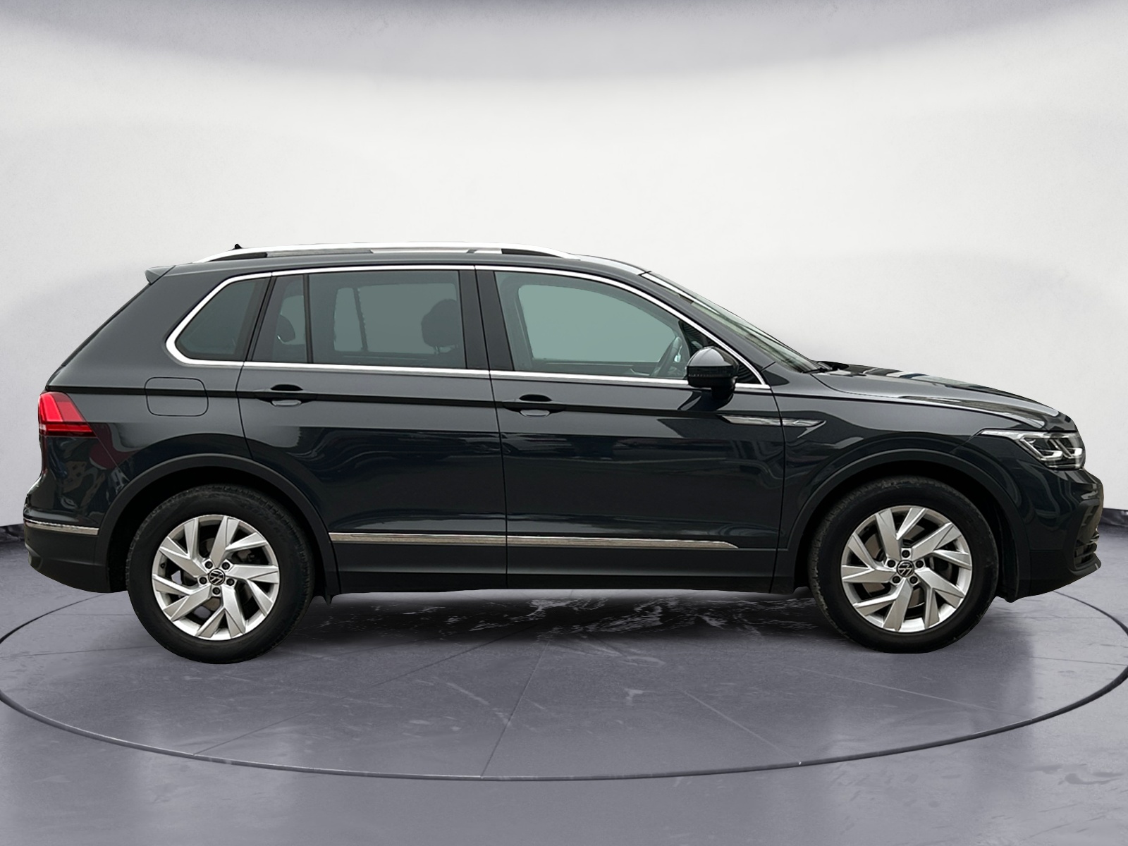 Volkswagen - Tiguan