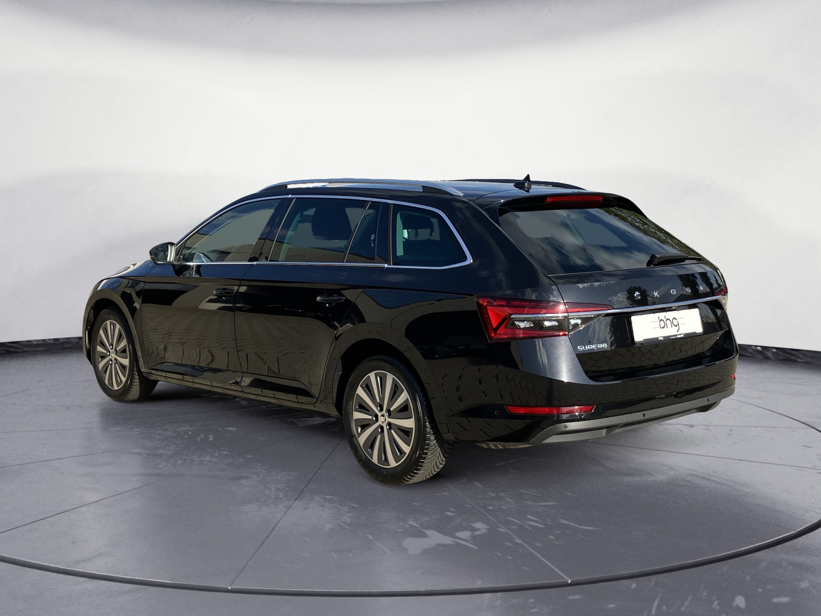 Skoda - Superb Combi 1.5 TSI DSG Style