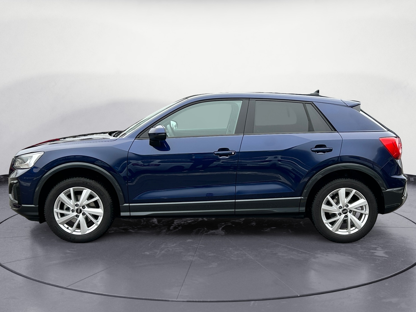 Audi - Q2
