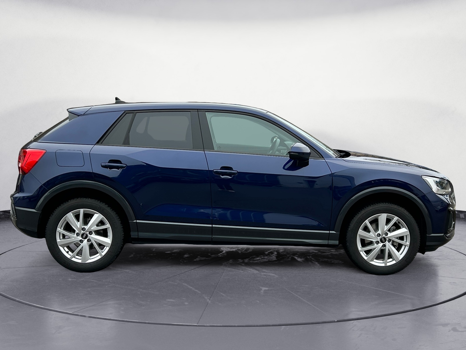 Audi - Q2