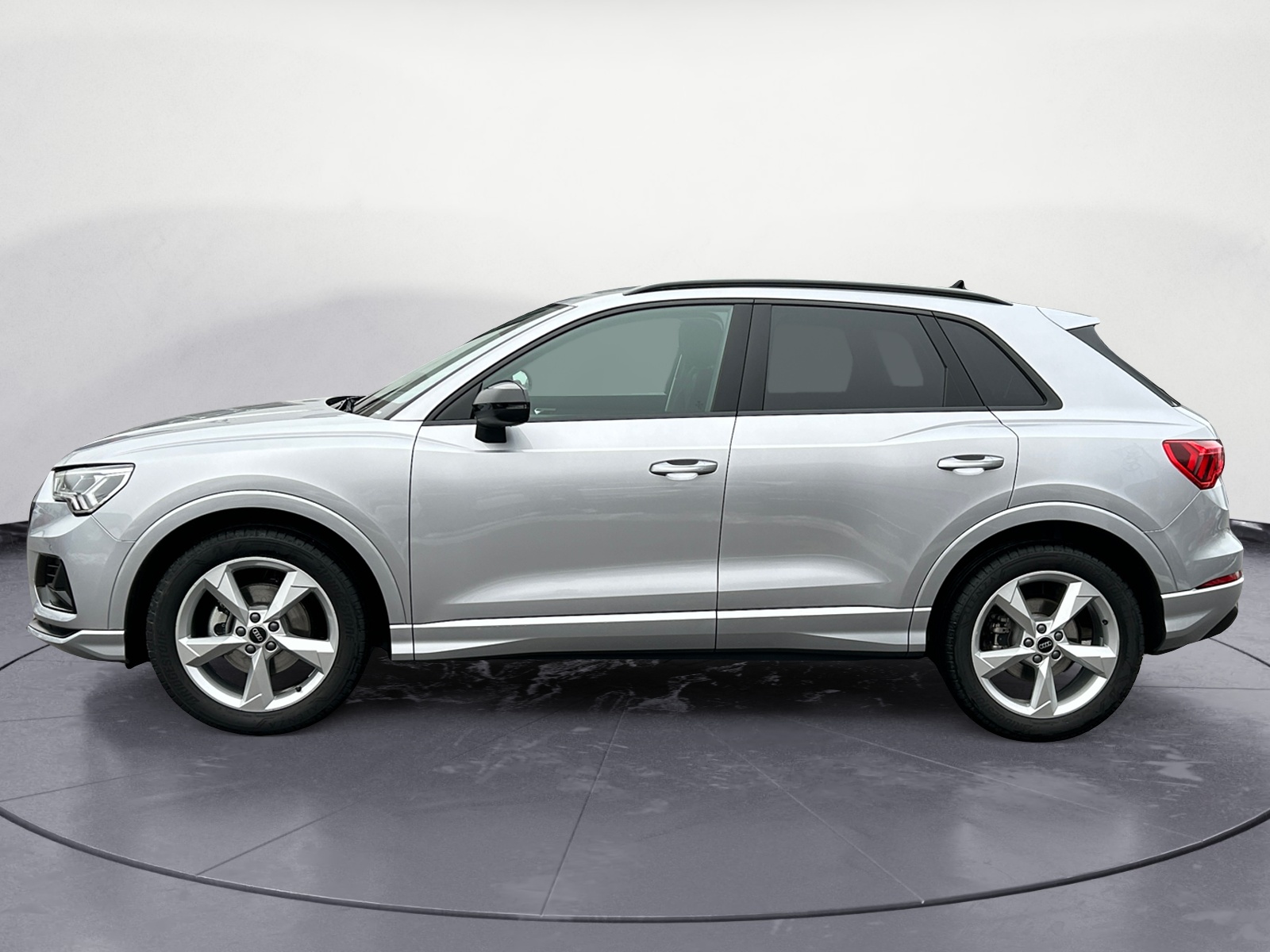 Audi - Q3 TFSI