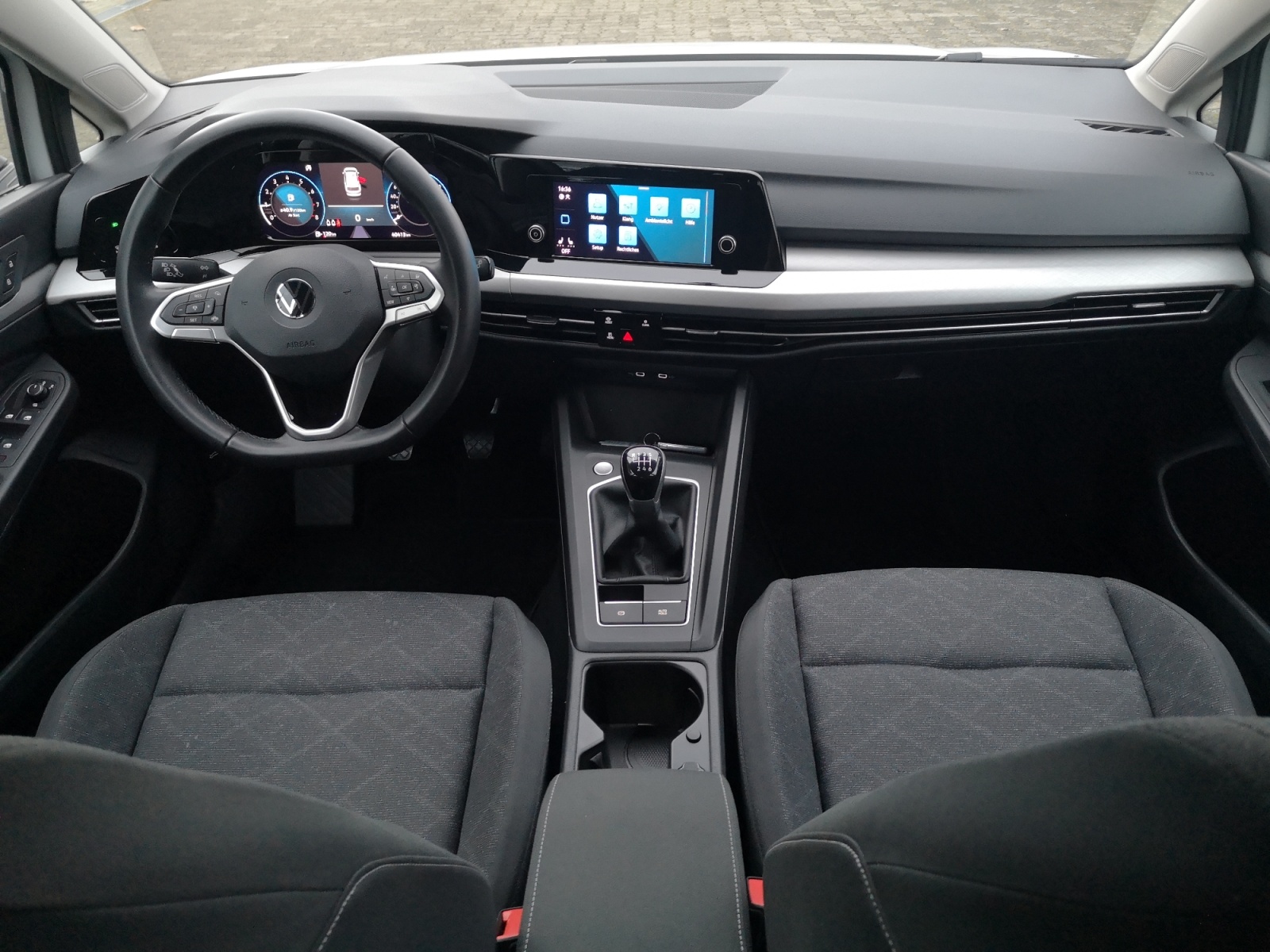 Volkswagen - Golf Variant 1.0 TSI Life