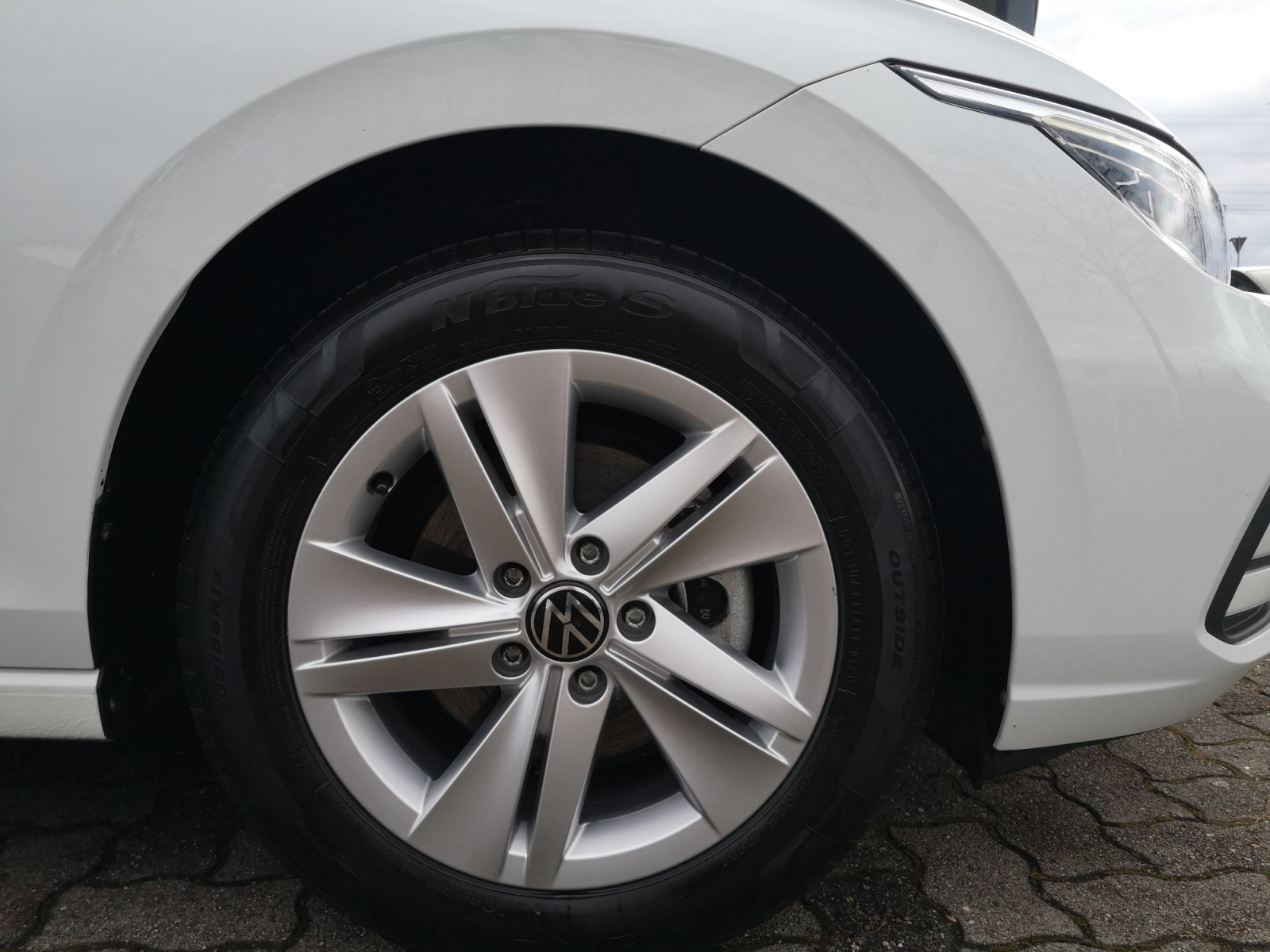 Volkswagen - Golf Variant 1.0 TSI Life