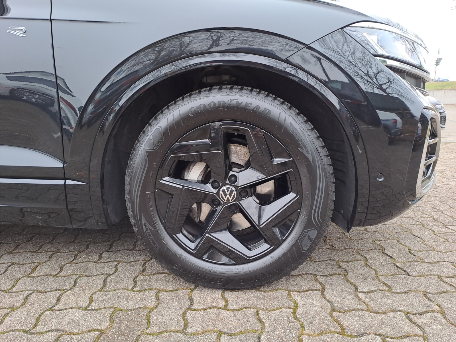 Volkswagen - Touareg 3.0 V6 TDI 4Motion R-Line