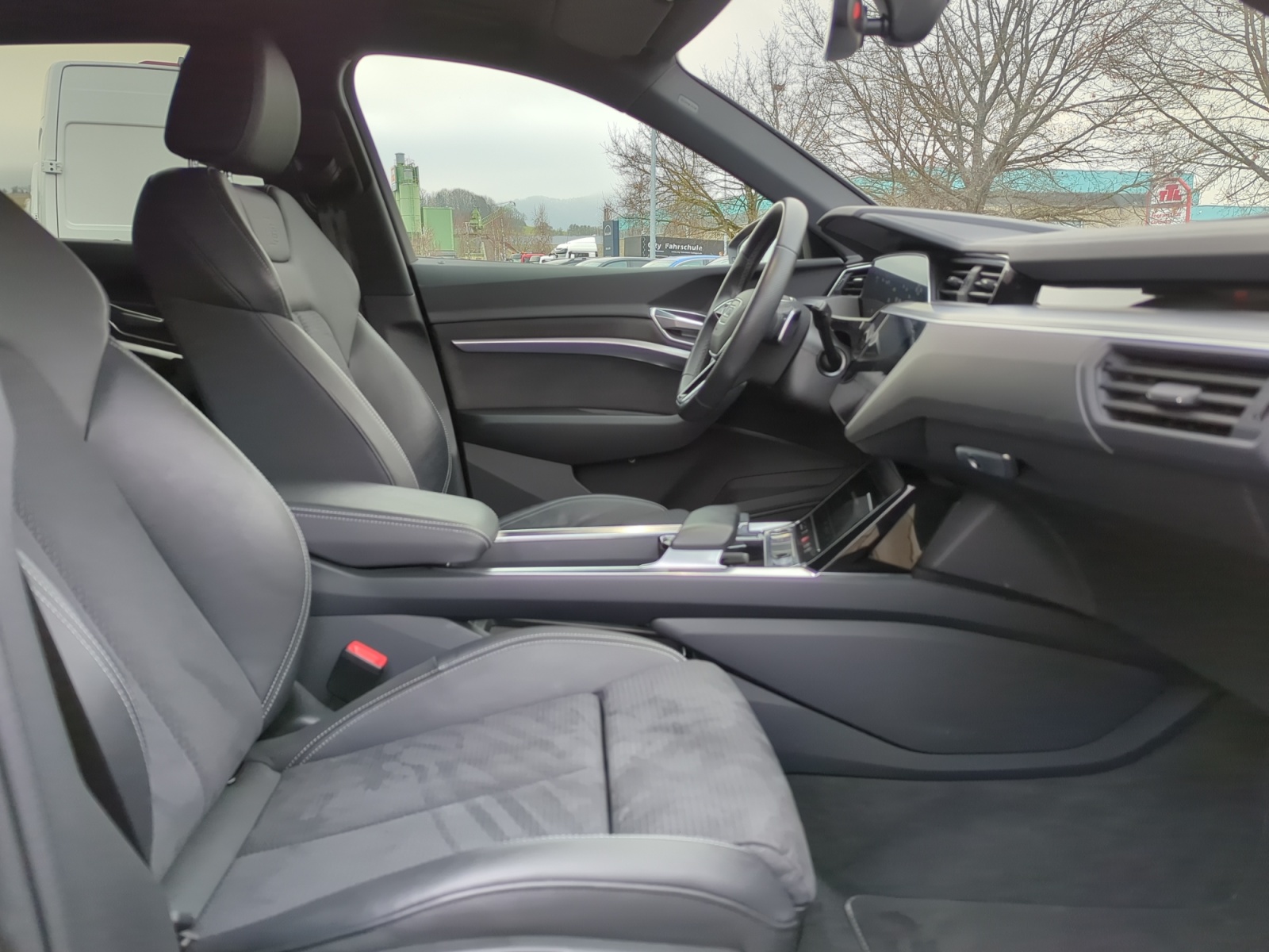 Audi - e-tron 50 quattro advanced