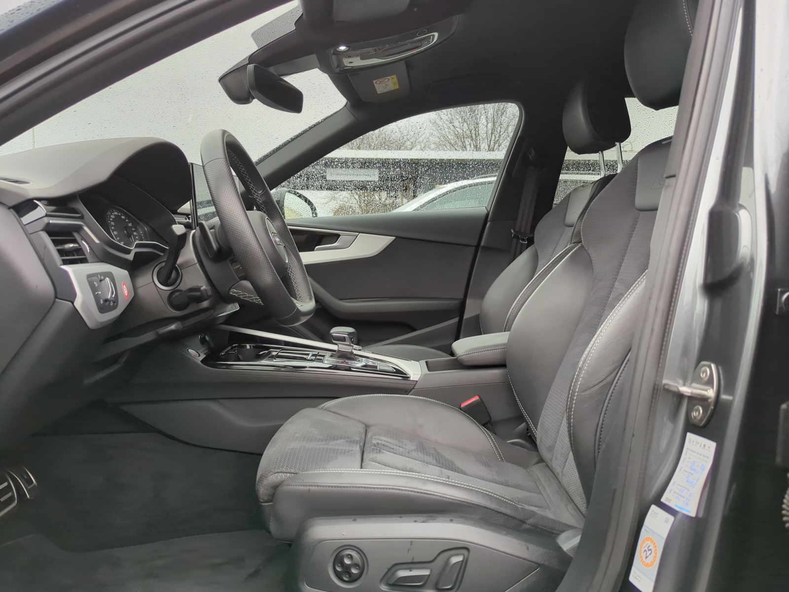 Audi - S4 Avant V6 TDI tiptronic