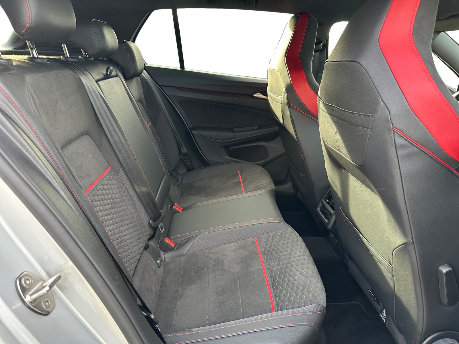 Volkswagen - Golf GTI Clubsport 2,0 TSI DSG