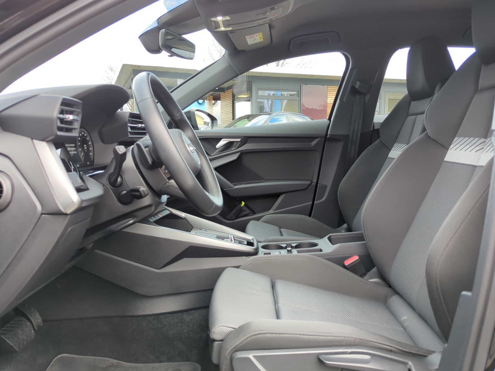Audi - A3 40 TFSIe Sportback S tronic advanced