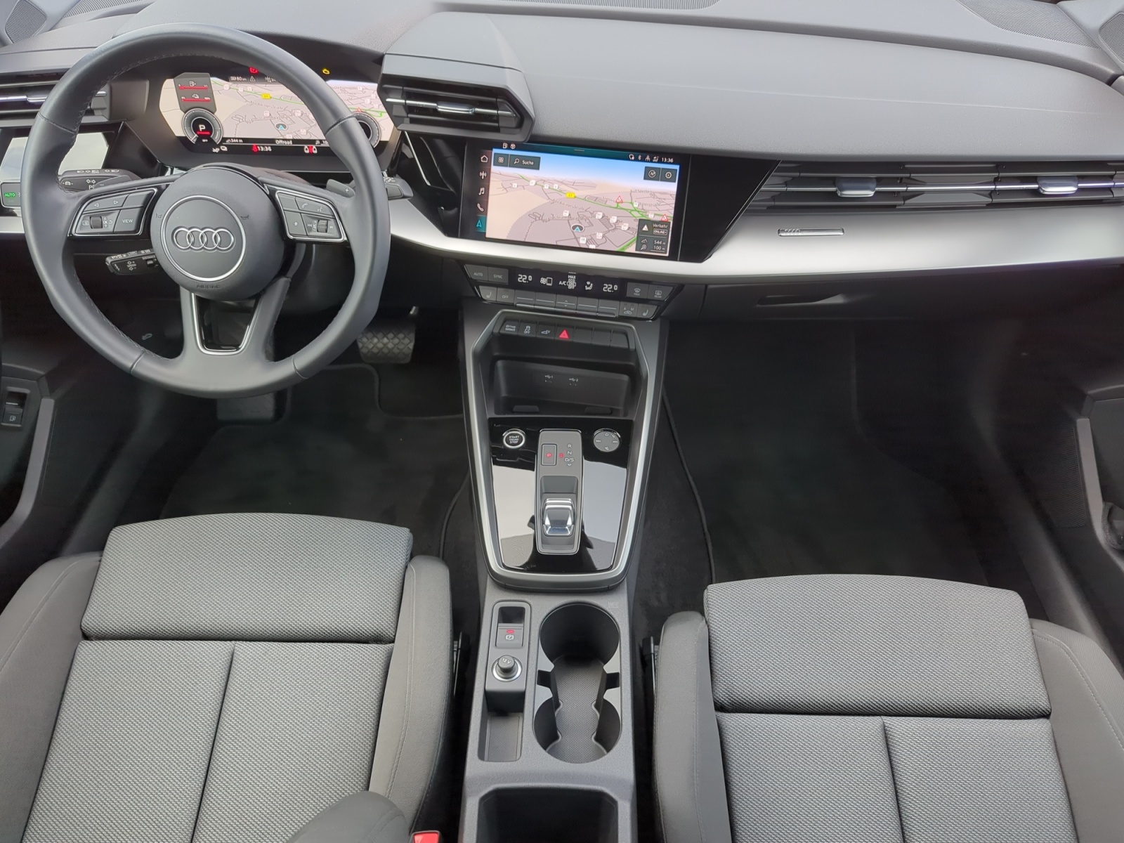 Audi - A3 40 TFSIe Sportback S tronic advanced