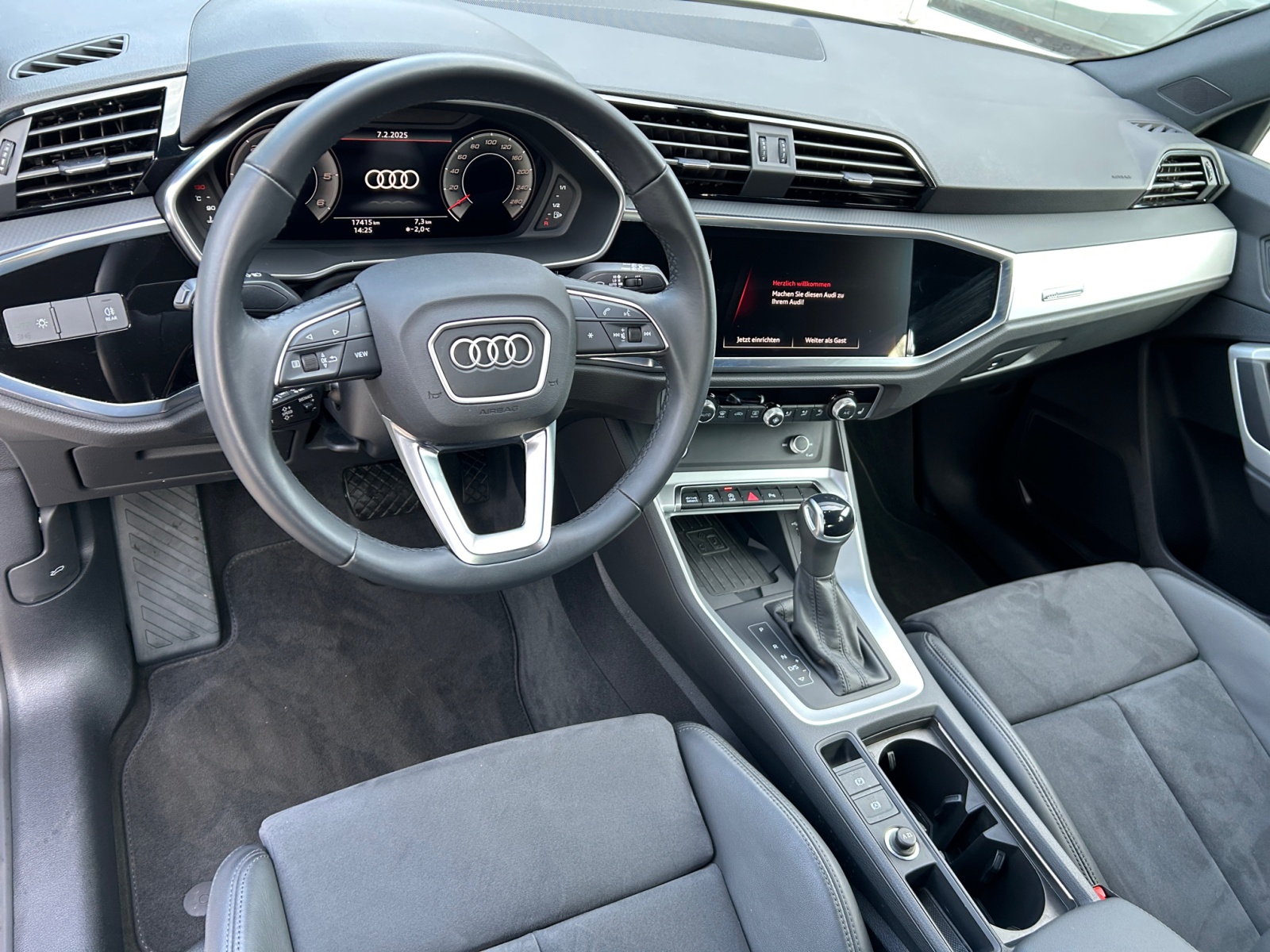 Audi - Q3 35 TDI S tronic advanced