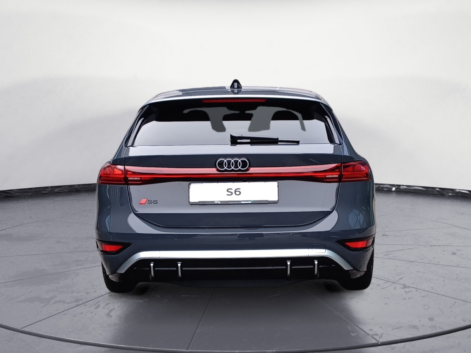 Audi - S6 Avant e-tron