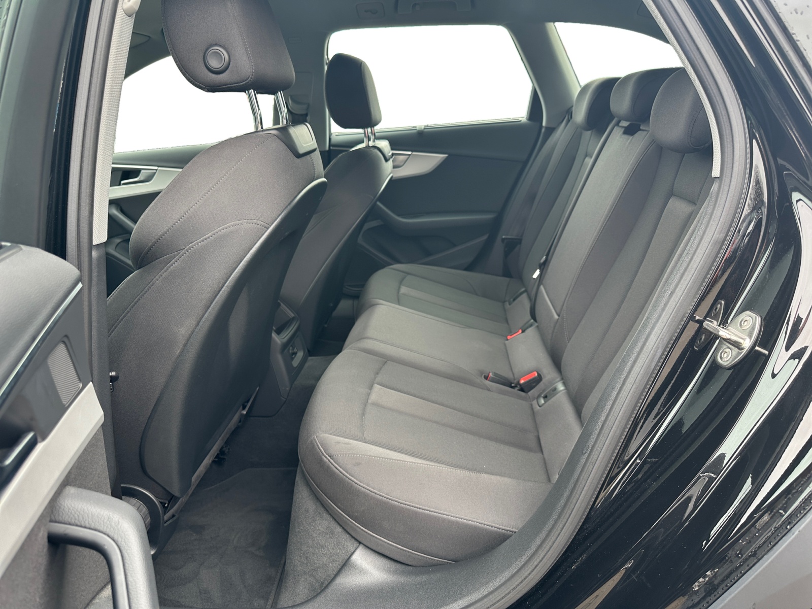 Audi - A4 allroad quattro 40 TDI S Tronic LED