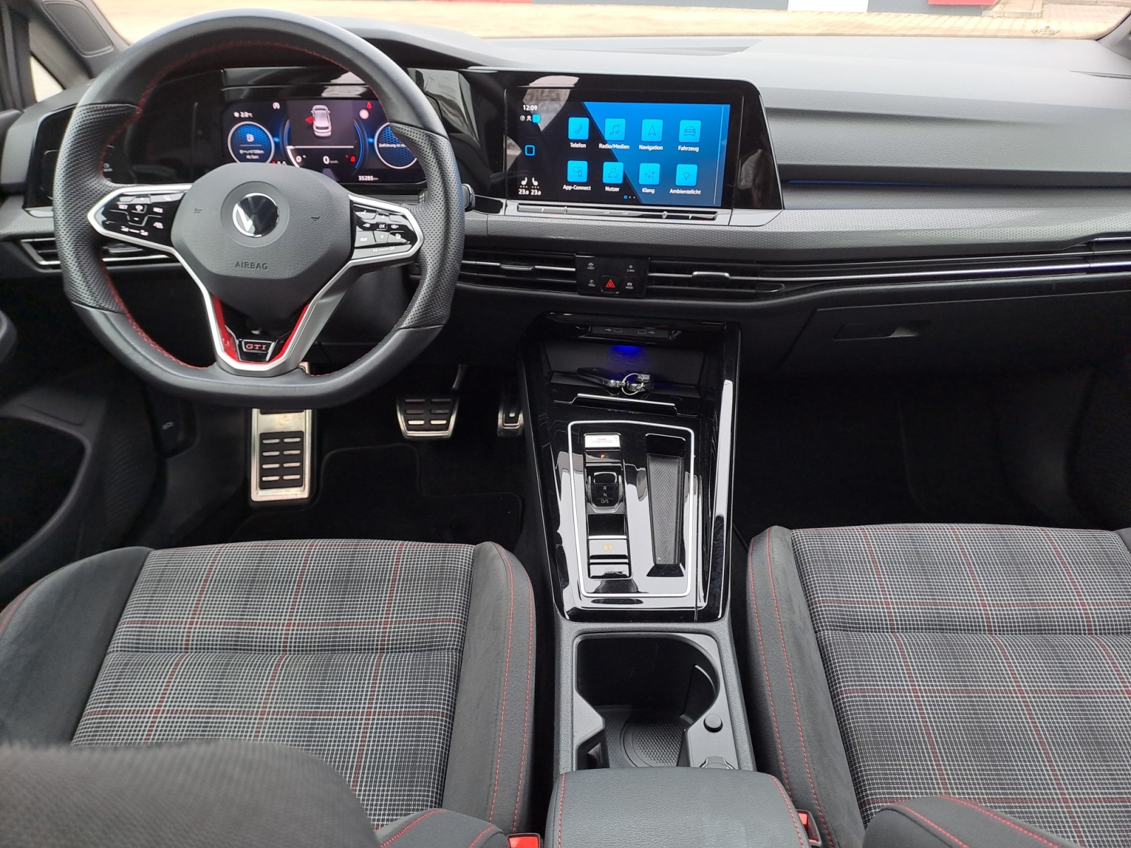 Volkswagen - Golf GTI 2.0 TSI OPF DSG