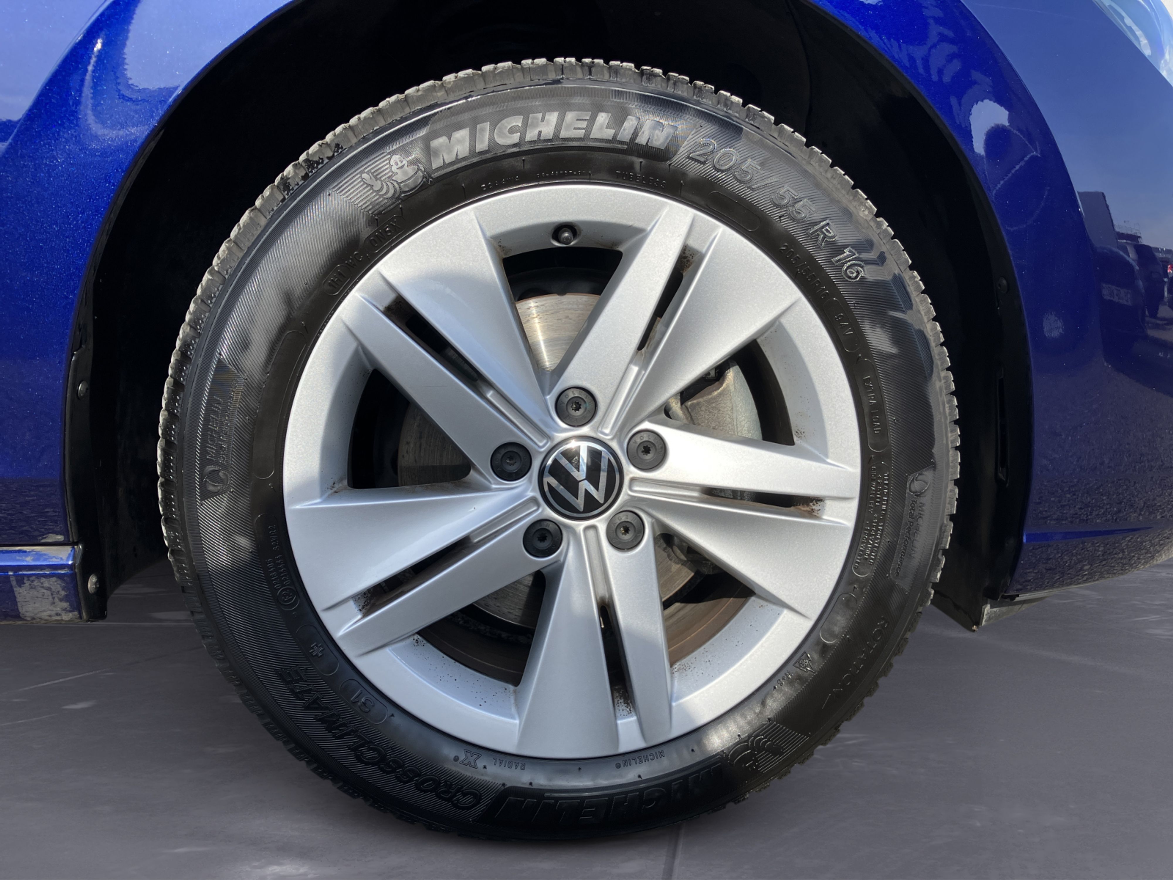 Volkswagen - Golf 1.5 eTSI DSG Life