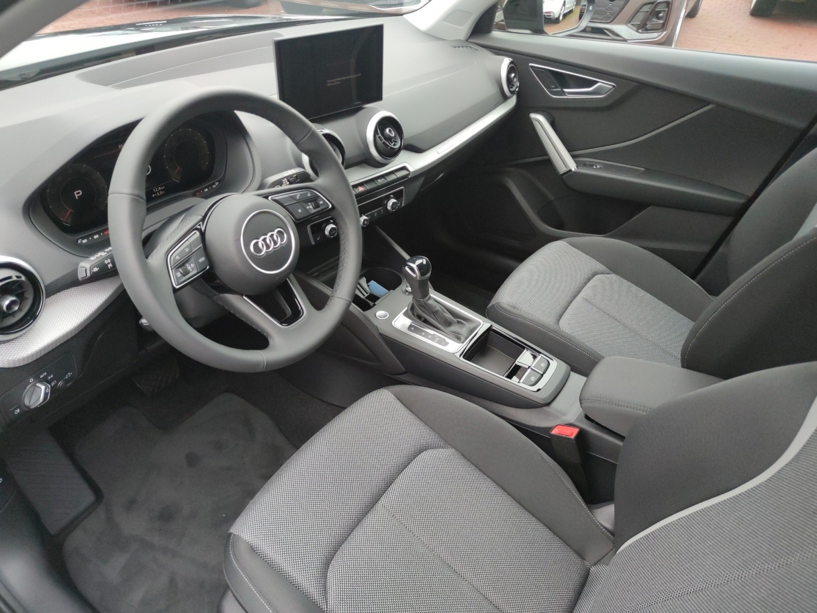 Audi - Q2 advanced 35 TFSI 110(150) kW(PS) S tronic