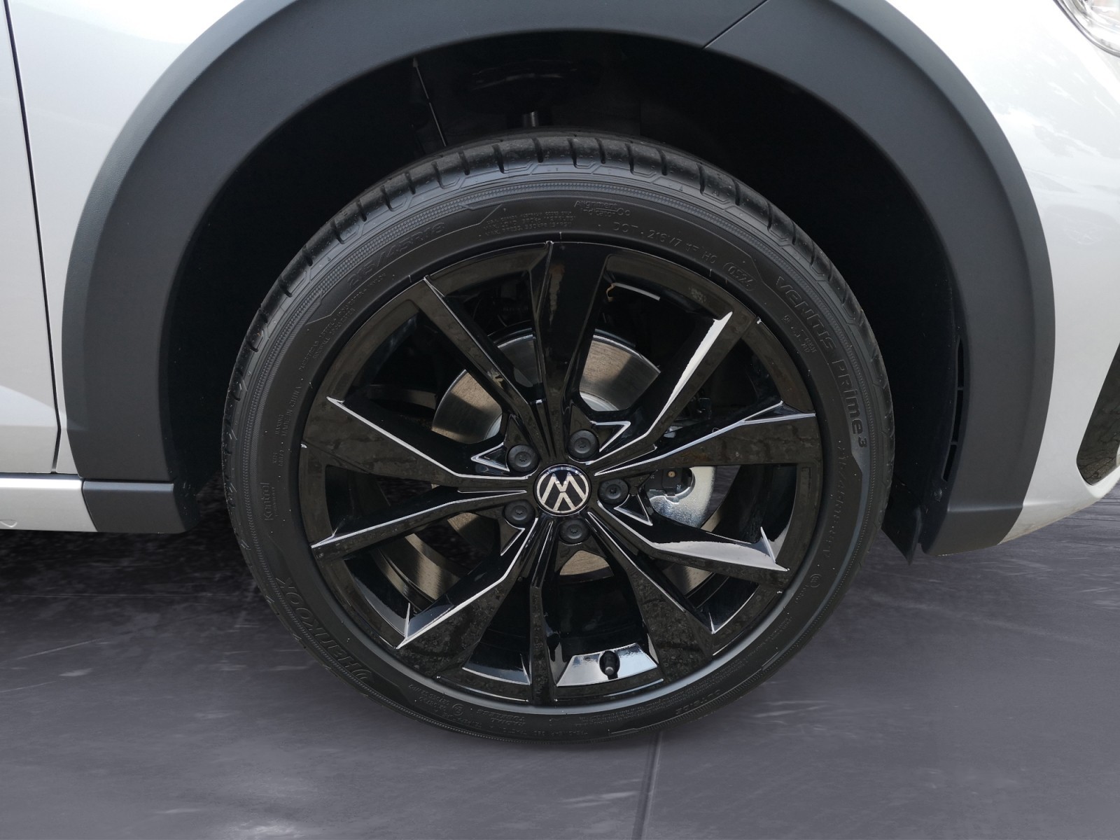 Volkswagen - Taigo R-Line 1,0 l TSI OPF   7-Gang-Doppelkupplungsgetriebe DSG , 