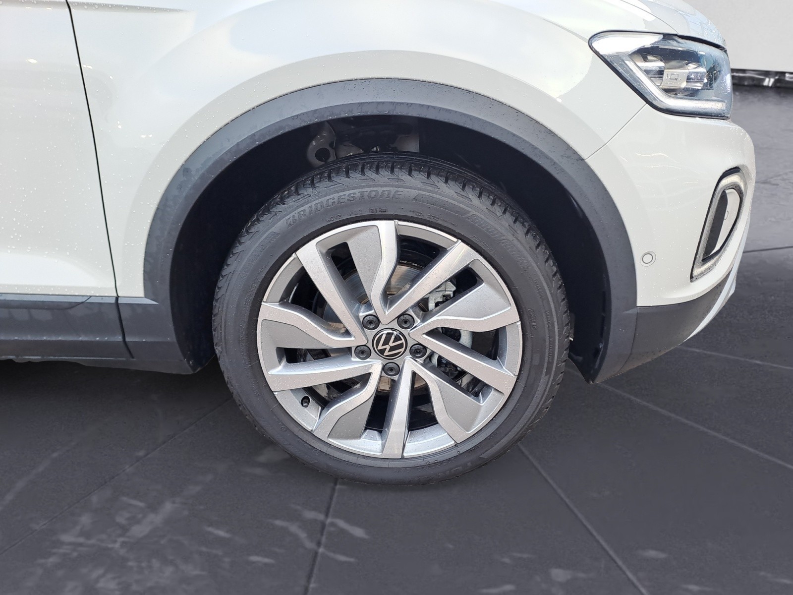 Volkswagen - T-Roc