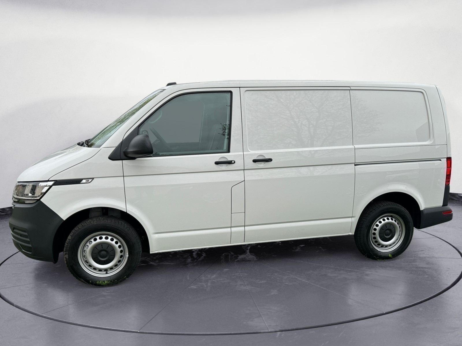 Volkswagen - Transporter 6.1 Kasten 2,0 l  TDI SCR Frontantrieb 5-Gang Radst. 3000 mm