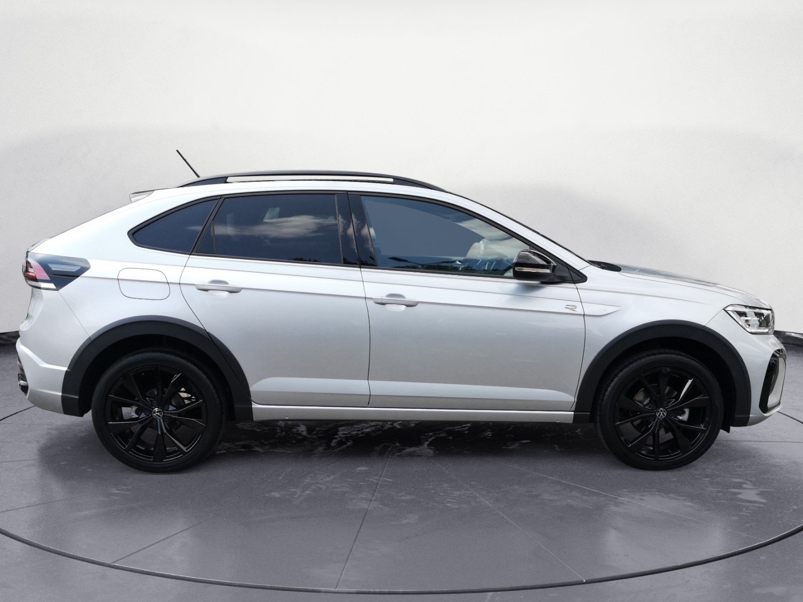 Volkswagen - Taigo R-Line 1,0 l TSI OPF   7-Gang-Doppelkupplungsgetriebe DSG , 