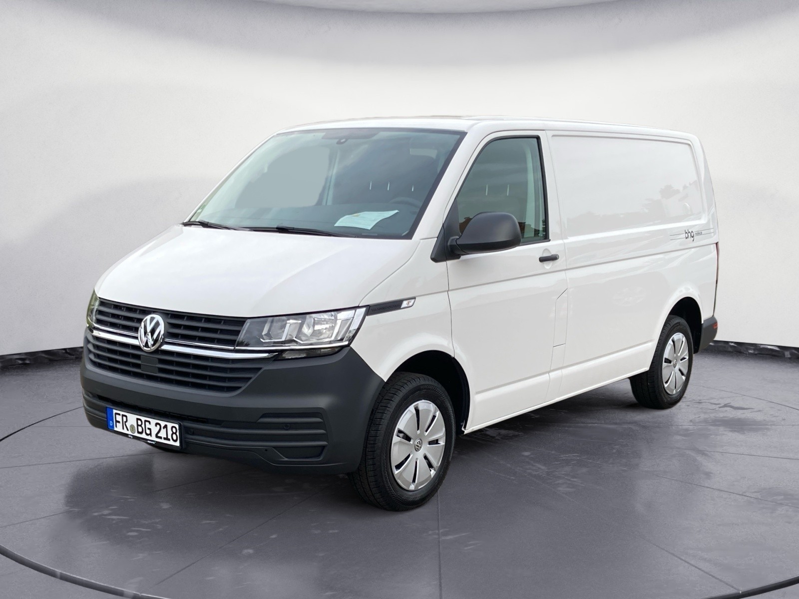 Volkswagen - Transporter 6.1 Kasten Motor: 2,0 l TDI SCR    Getriebe: 5-Gang-Schaltgetriebe Radstand: 3000 mm , 