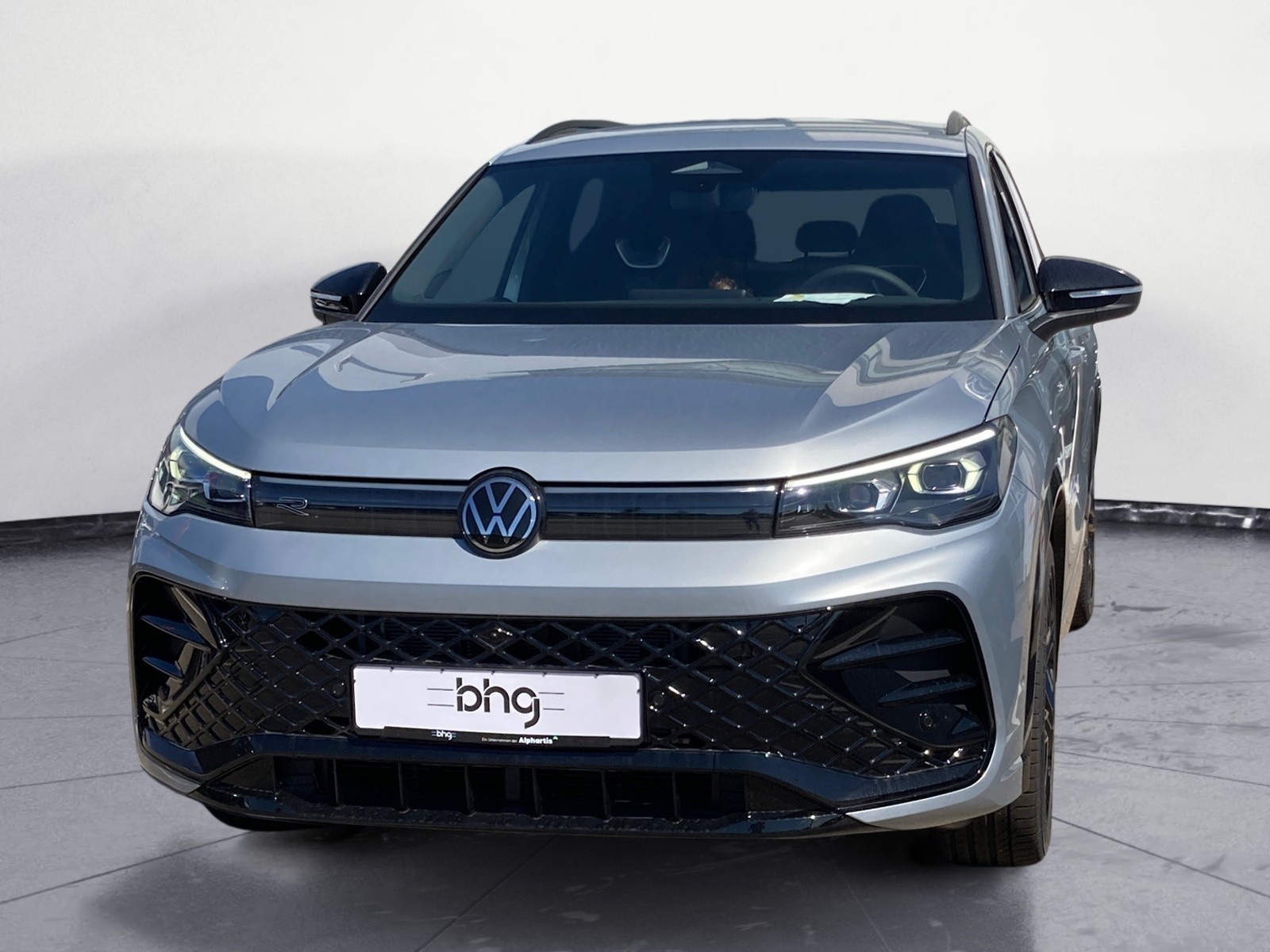 Volkswagen - Tiguan R-Line 2,0 l TDI SCR 4MOTION   7-Gang-Doppelkupplungsgetrie be DSG