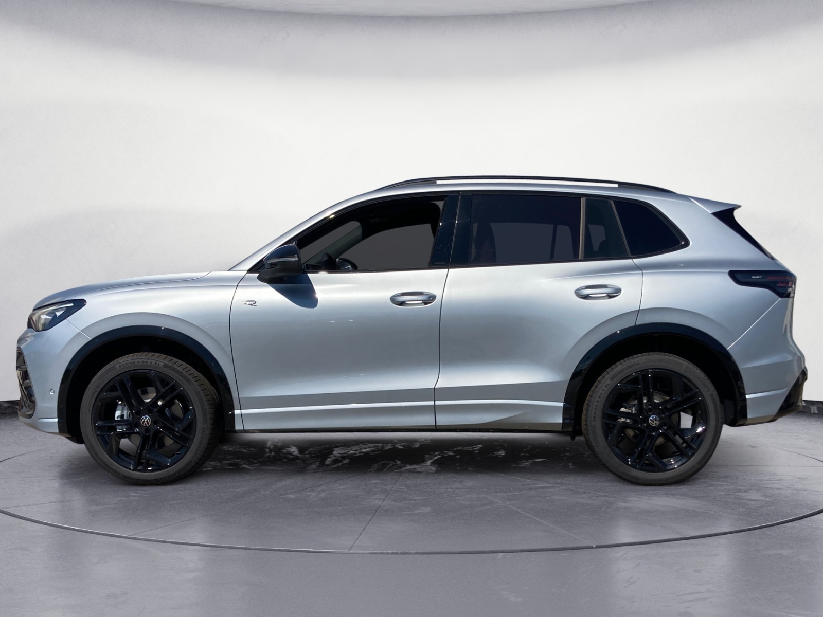 Volkswagen - Tiguan R-Line 2,0 l TDI SCR 4MOTION   7-Gang-Doppelkupplungsgetrie be DSG