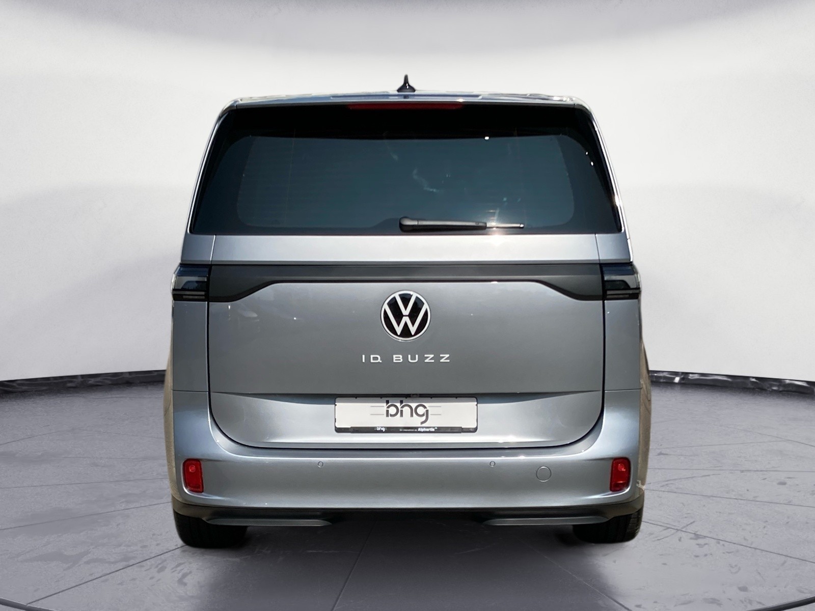 Volkswagen - ID. Buzz Cargo Motor:   h Getriebe: 1-Gang-Automatikgetriebe Radstand: 2989 mm , 
