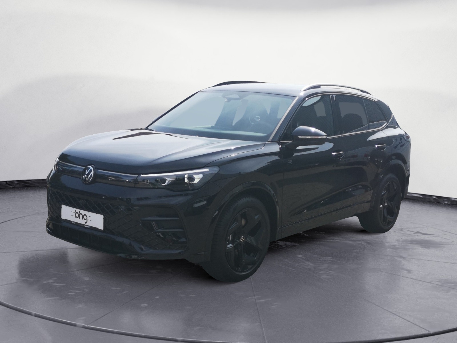 Volkswagen - Tiguan R-Line 2,0 l TDI SCR 7-Gang-Doppelkupplungsgetriebe DSG