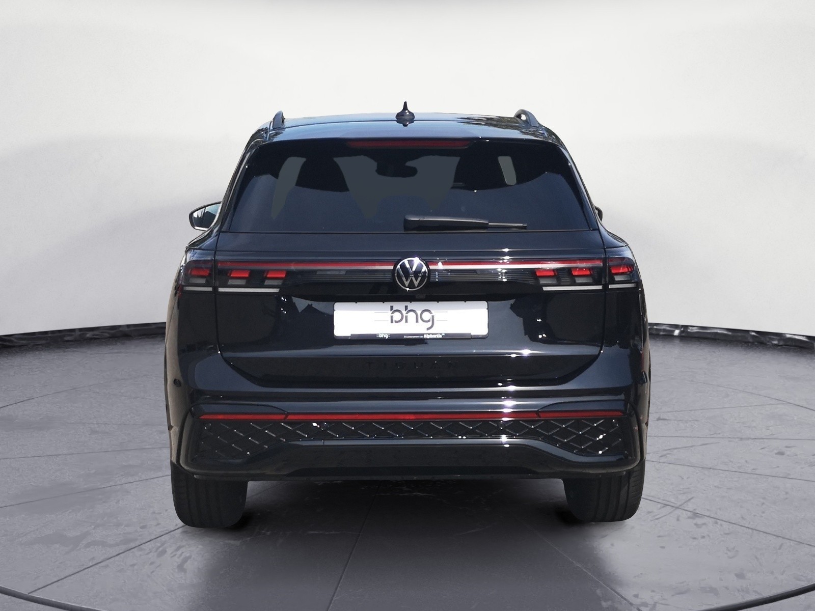 Volkswagen - Tiguan R-Line 2,0 l TDI SCR 7-Gang-Doppelkupplungsgetriebe DSG