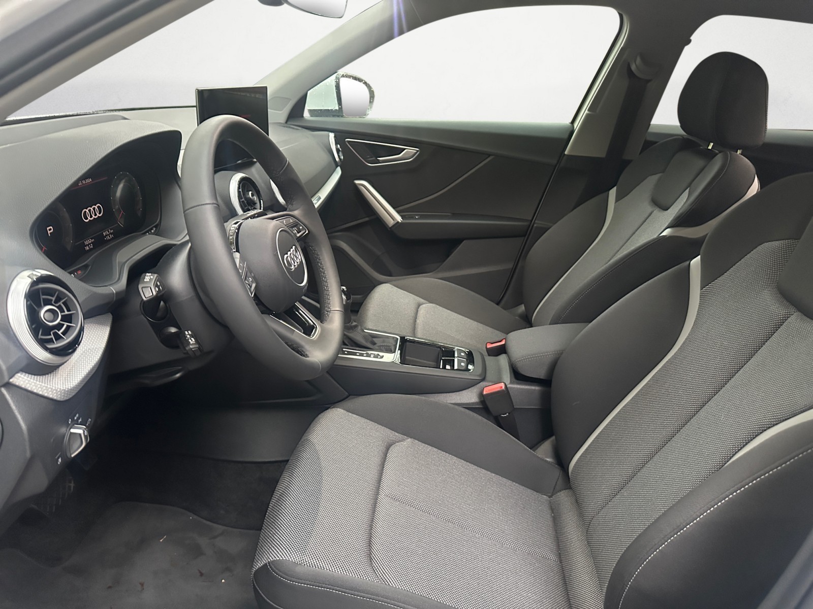 Audi - Q2 advanced 35 TFSI 110(150) kW(PS)