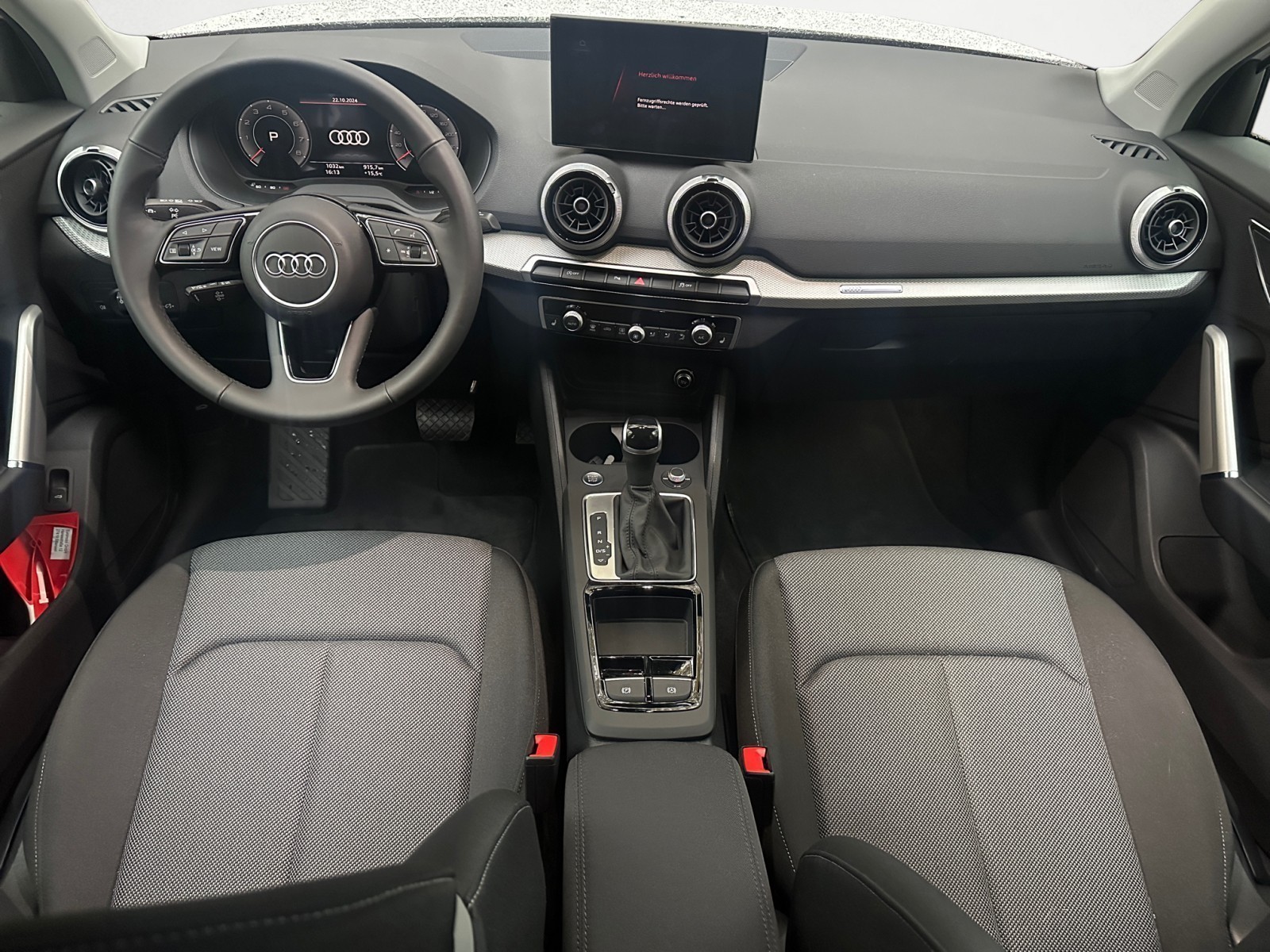 Audi - Q2 advanced 35 TFSI 110(150) kW(PS)