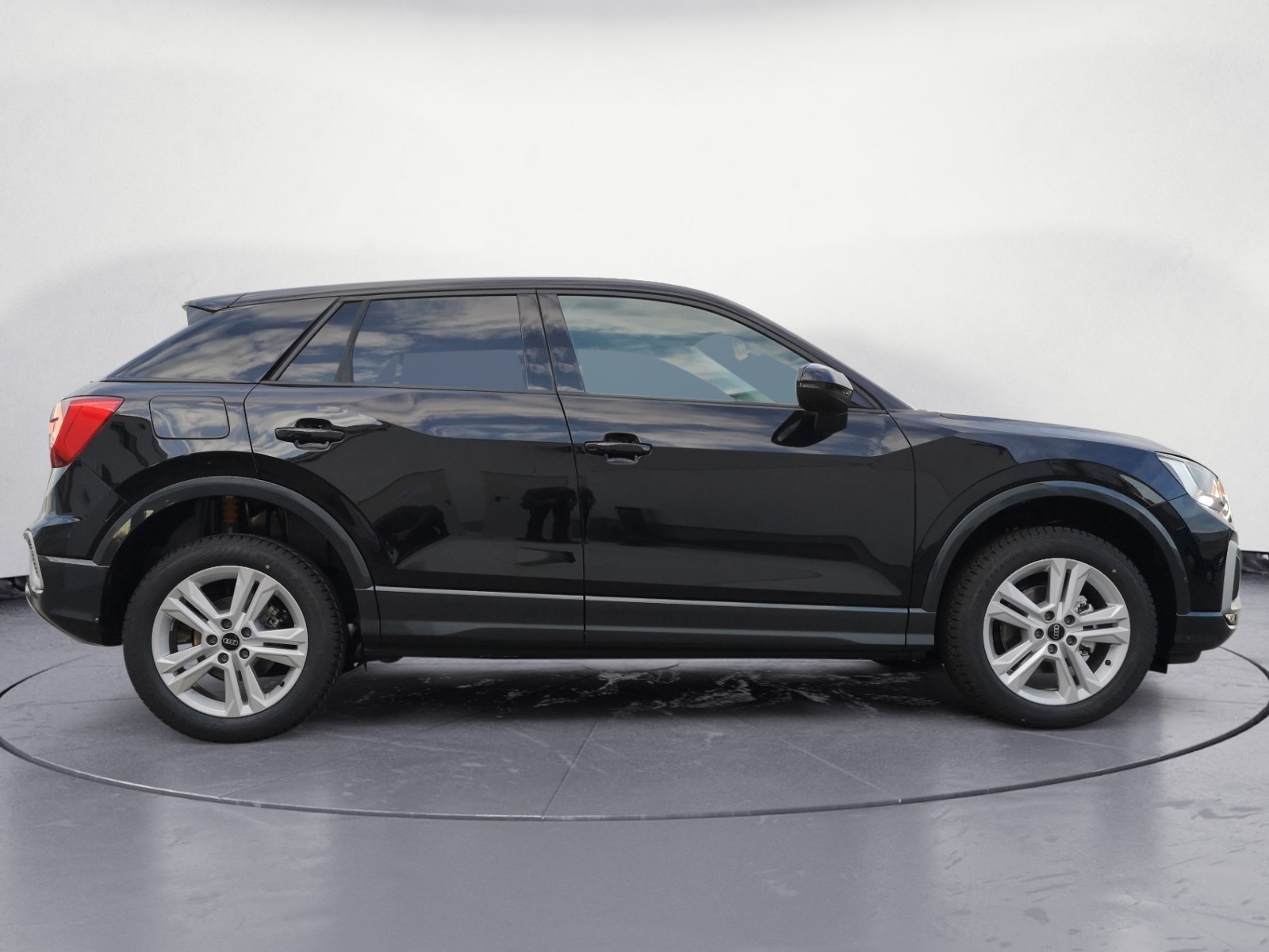 Audi - Q2 advanced 35 TFSI 110(150) kW(PS)