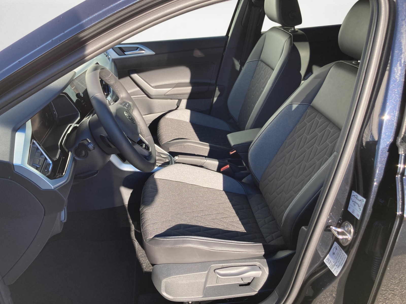 Volkswagen - Taigo Life 1,0 l TSI OPF   7-Gang-Doppelkupplungsgetriebe DSG