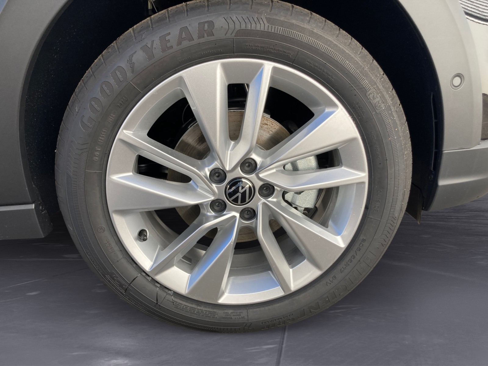 Volkswagen - Taigo Life 1,0 l TSI OPF   7-Gang-Doppelkupplungsgetriebe DSG