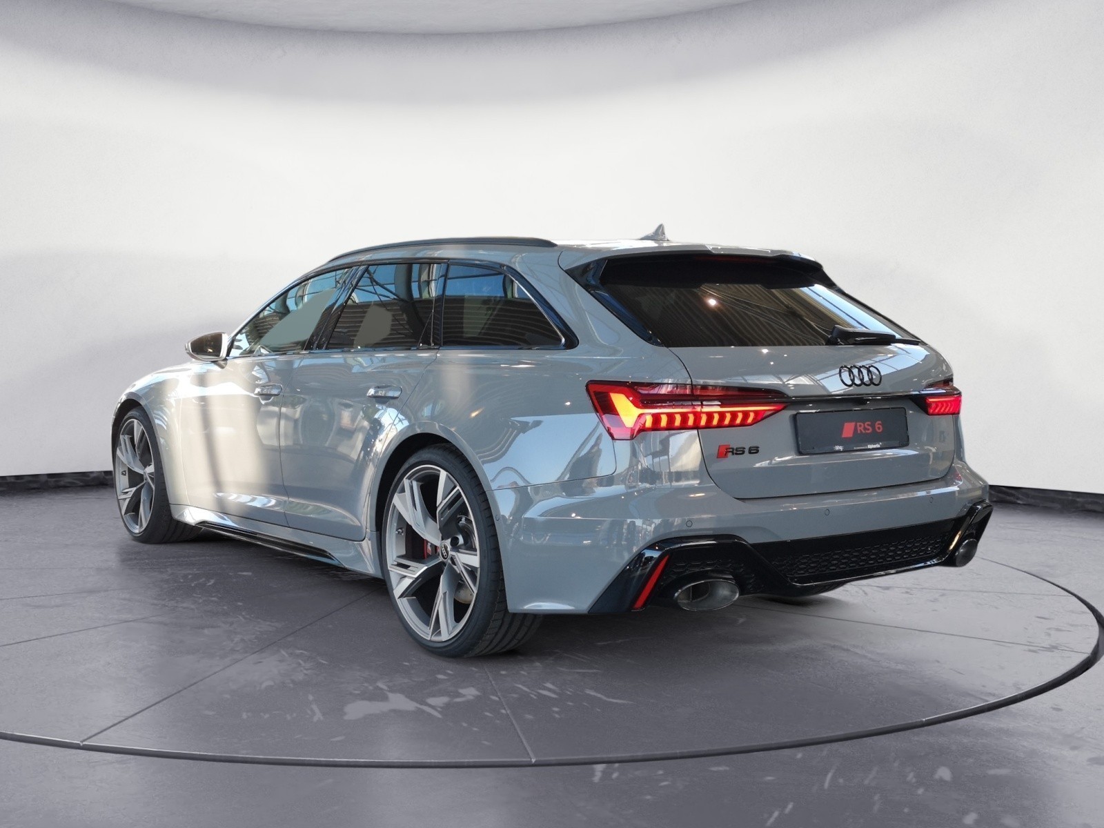 Audi - RS 6 Avant performance 463(630) kW( PS) tiptronic
