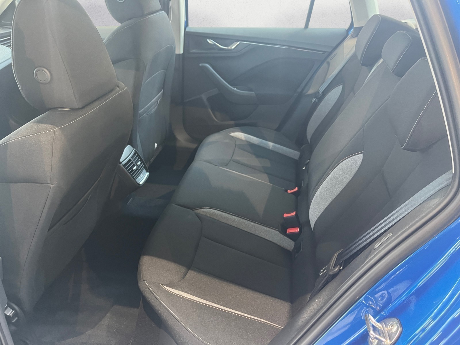 Skoda - Kamiq Drive 1,0 TSI 7-Gang-DSG