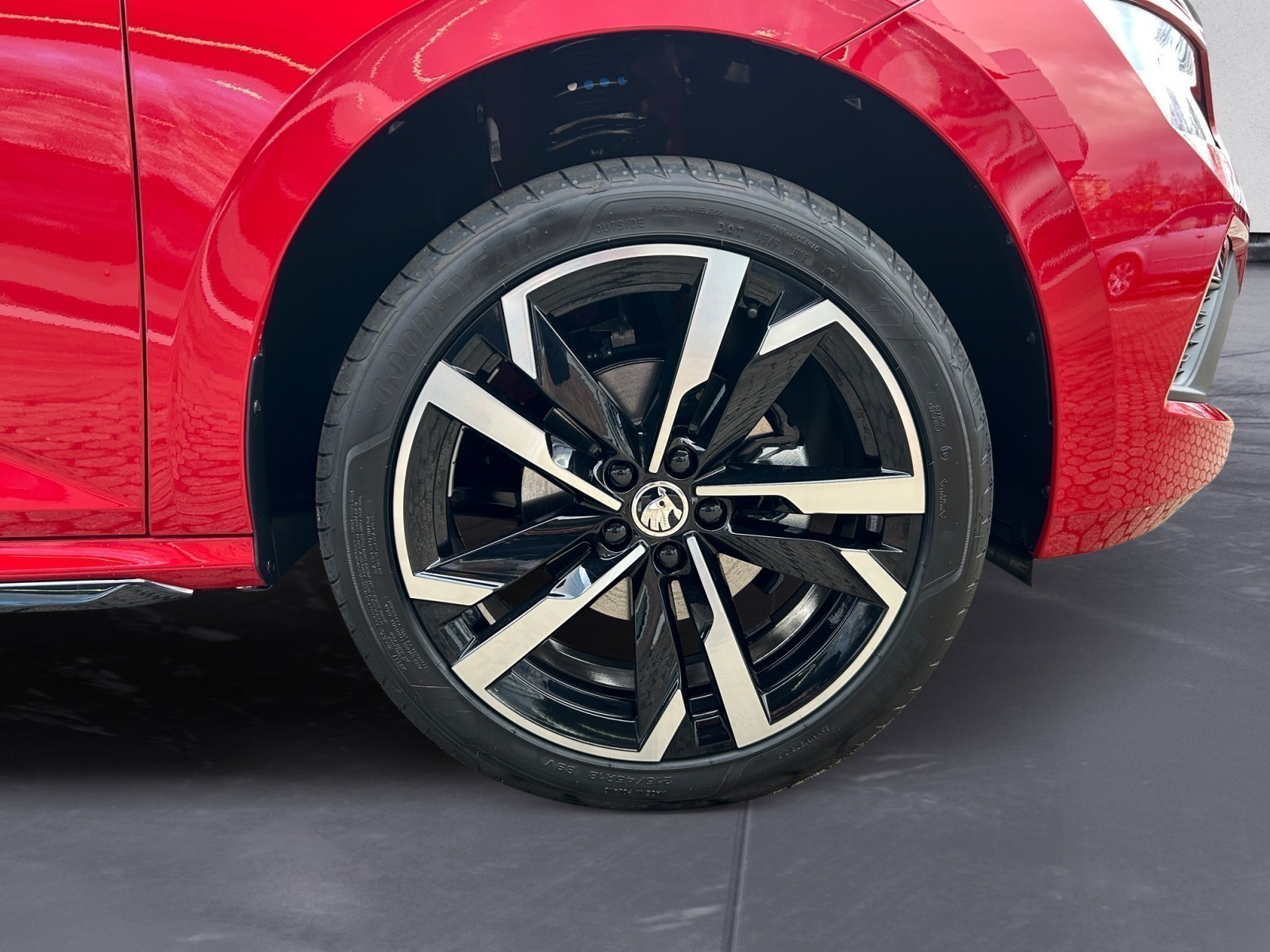 Skoda - Kamiq Monte Carlo 1,0 TSI 7-Gang-DSG