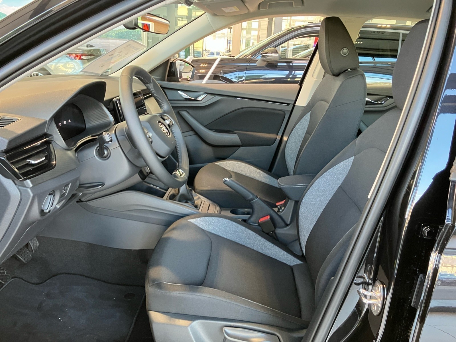 Skoda - Kamiq Essence 1,0 TSI  5-Gang-Schaltgetriebe