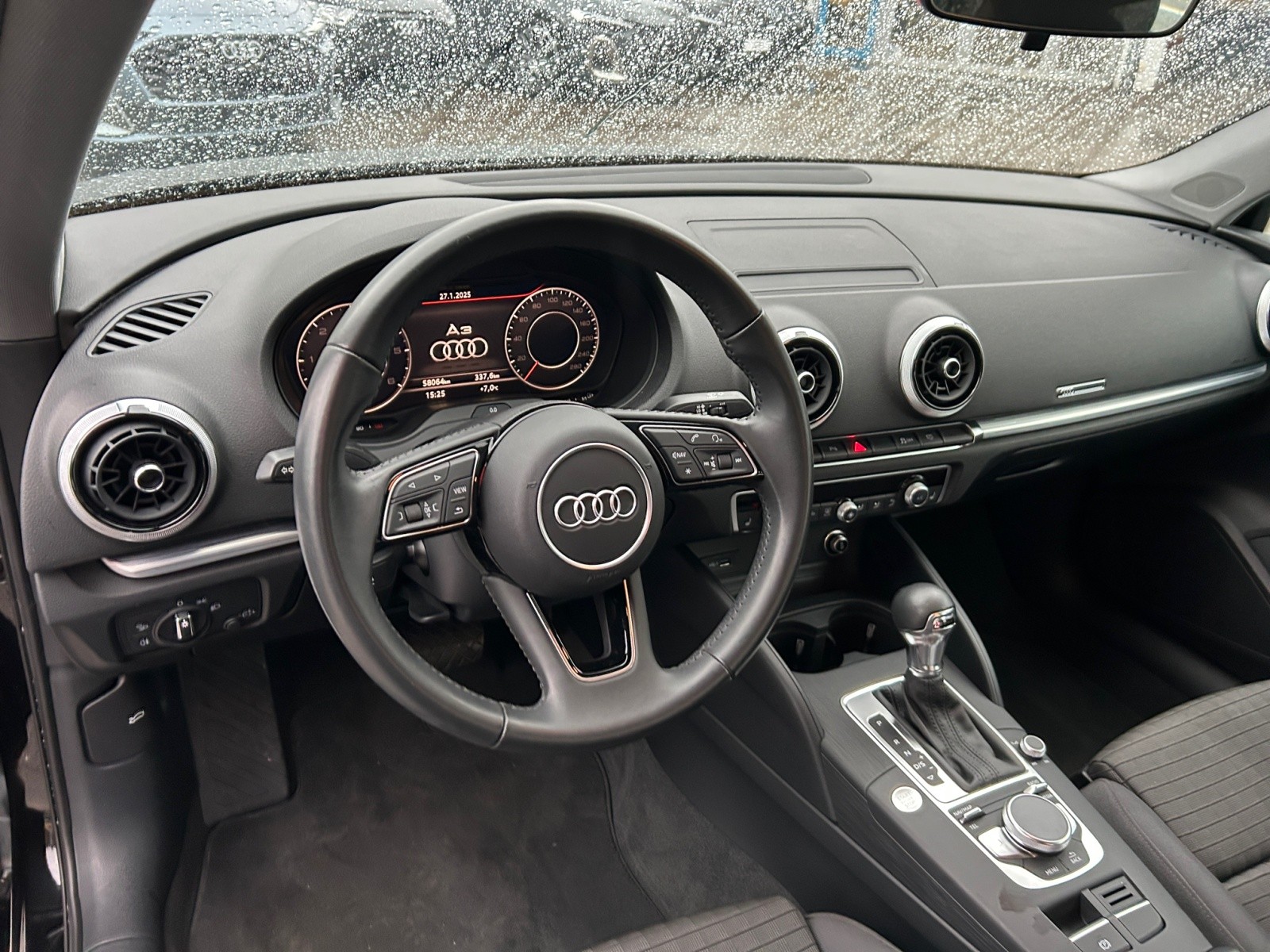 Audi - A3