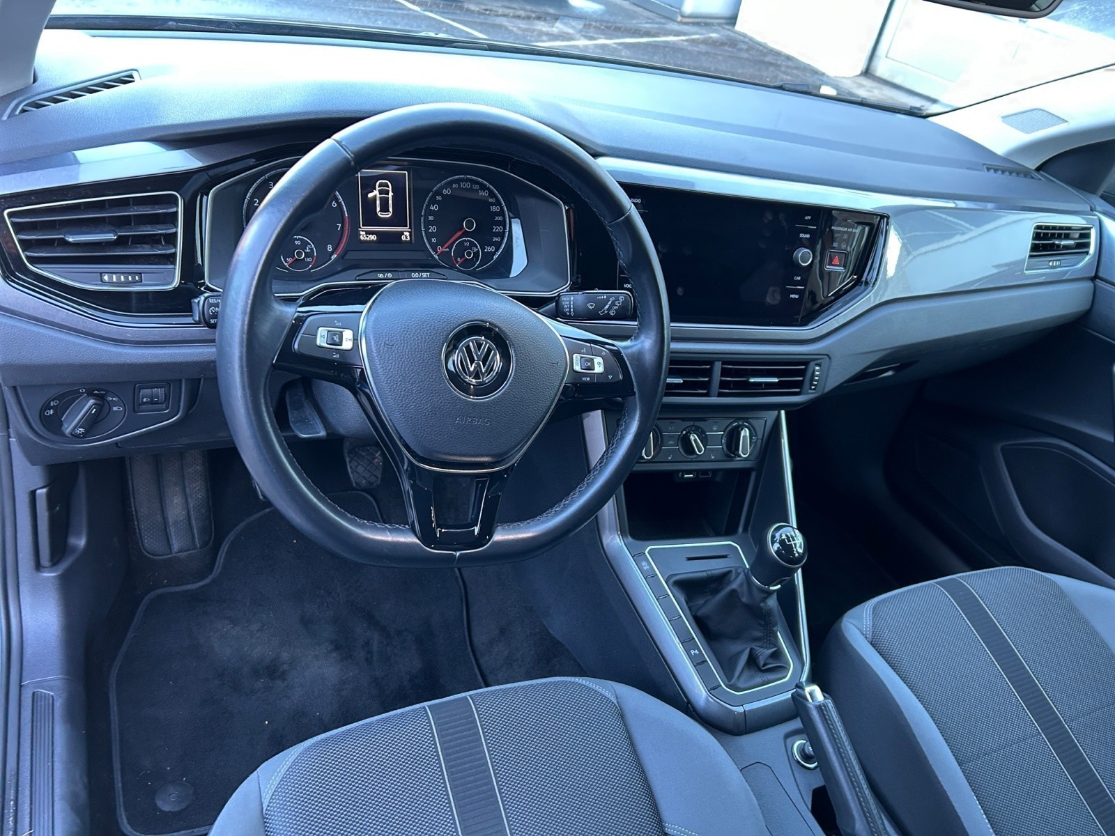 Volkswagen - Polo 1.0 TSI Highline